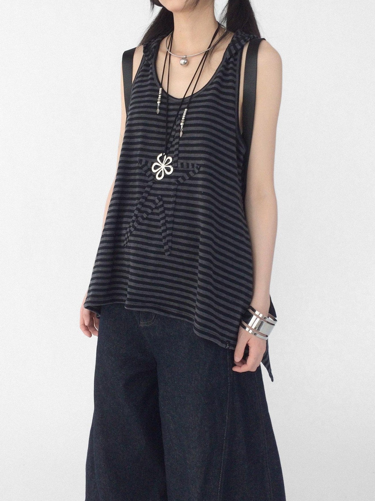innomoood Tone On Tone Striped Star Hooded Women&