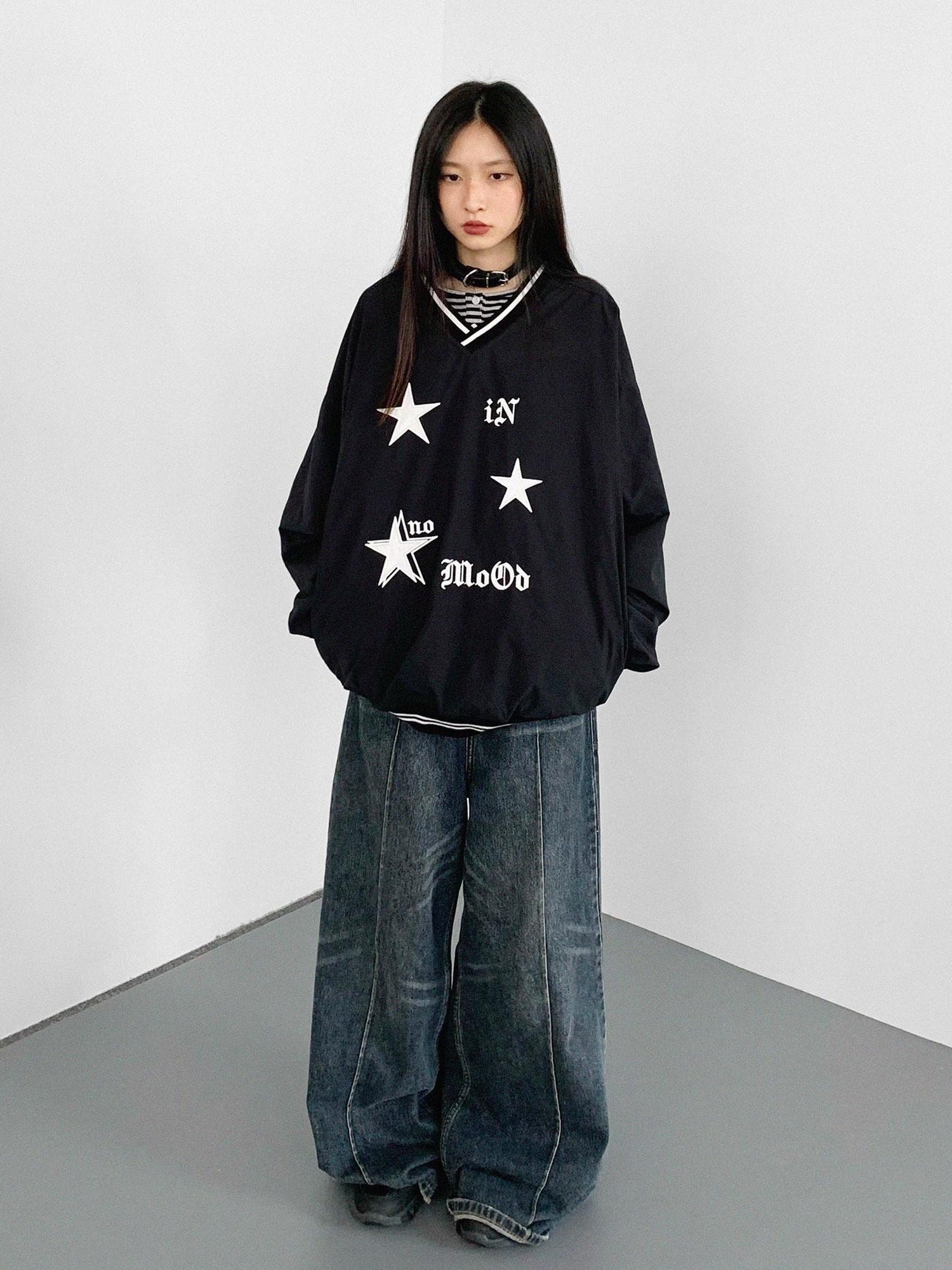innomoood V-Neck Fleece Oversized Cropped Sweatshirt