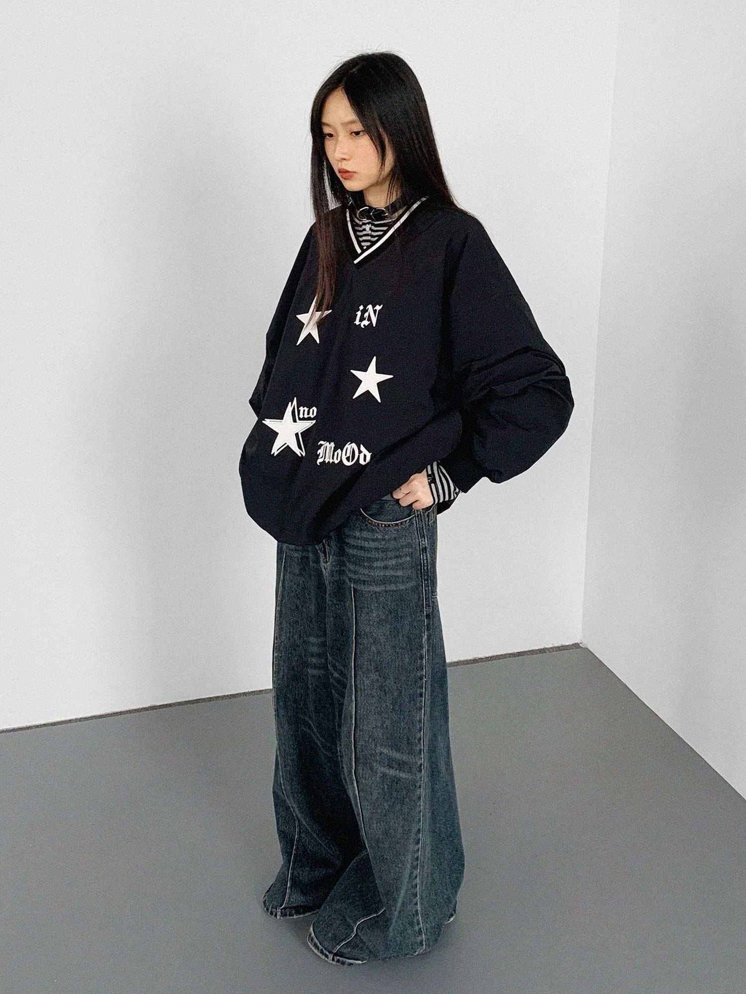 V-Neck Fleece Oversized Cropped Sweatshirt