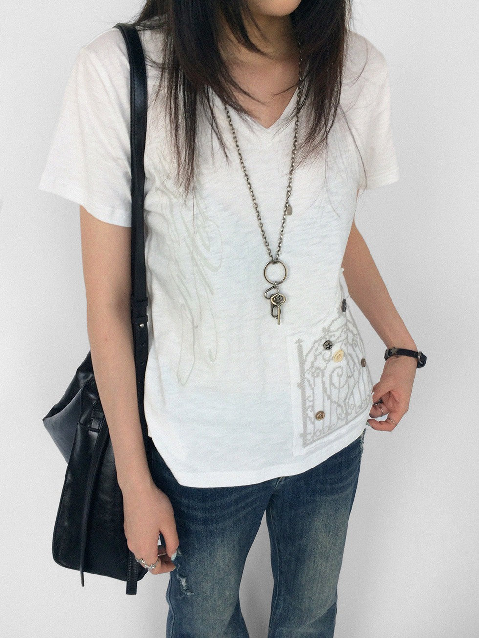 innomoood V-neck Cross Embroidery Print Women&