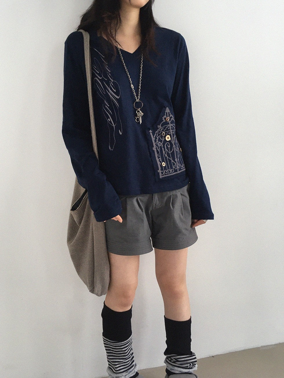 innomoood V-neck Print Cross Embroidery Women&