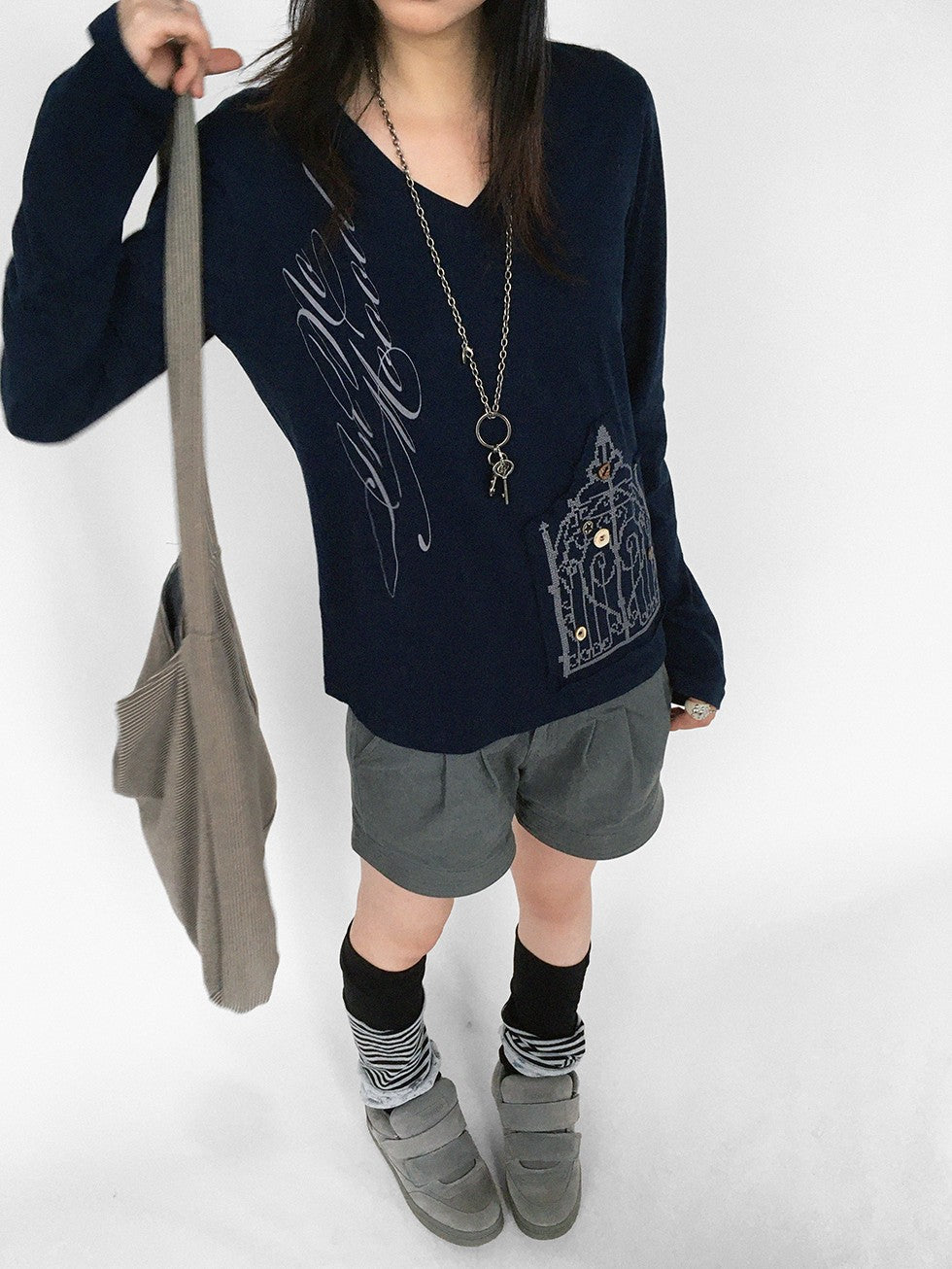 innomoood V-neck Print Cross Embroidery Women&