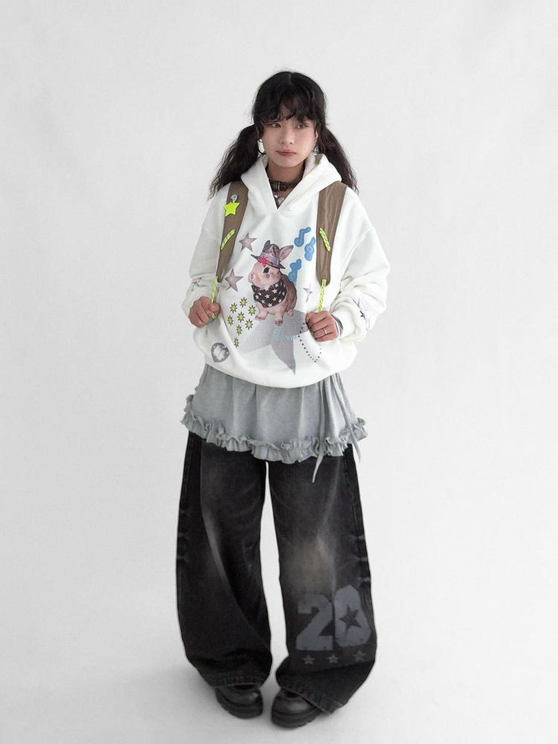 innomoood Vaporwave Bunny Graphic Fleece Hoodie