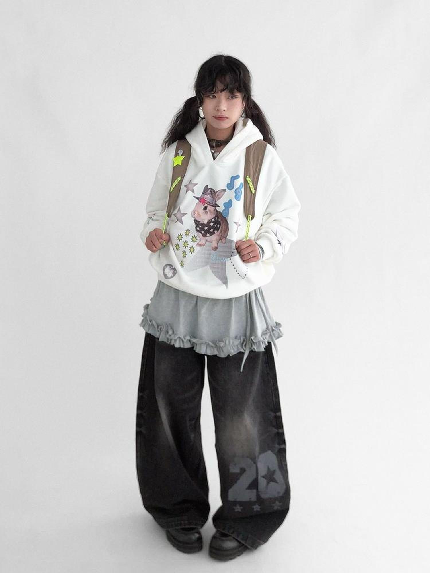 innomoood Vaporwave Bunny Graphic Fleece Hoodie
