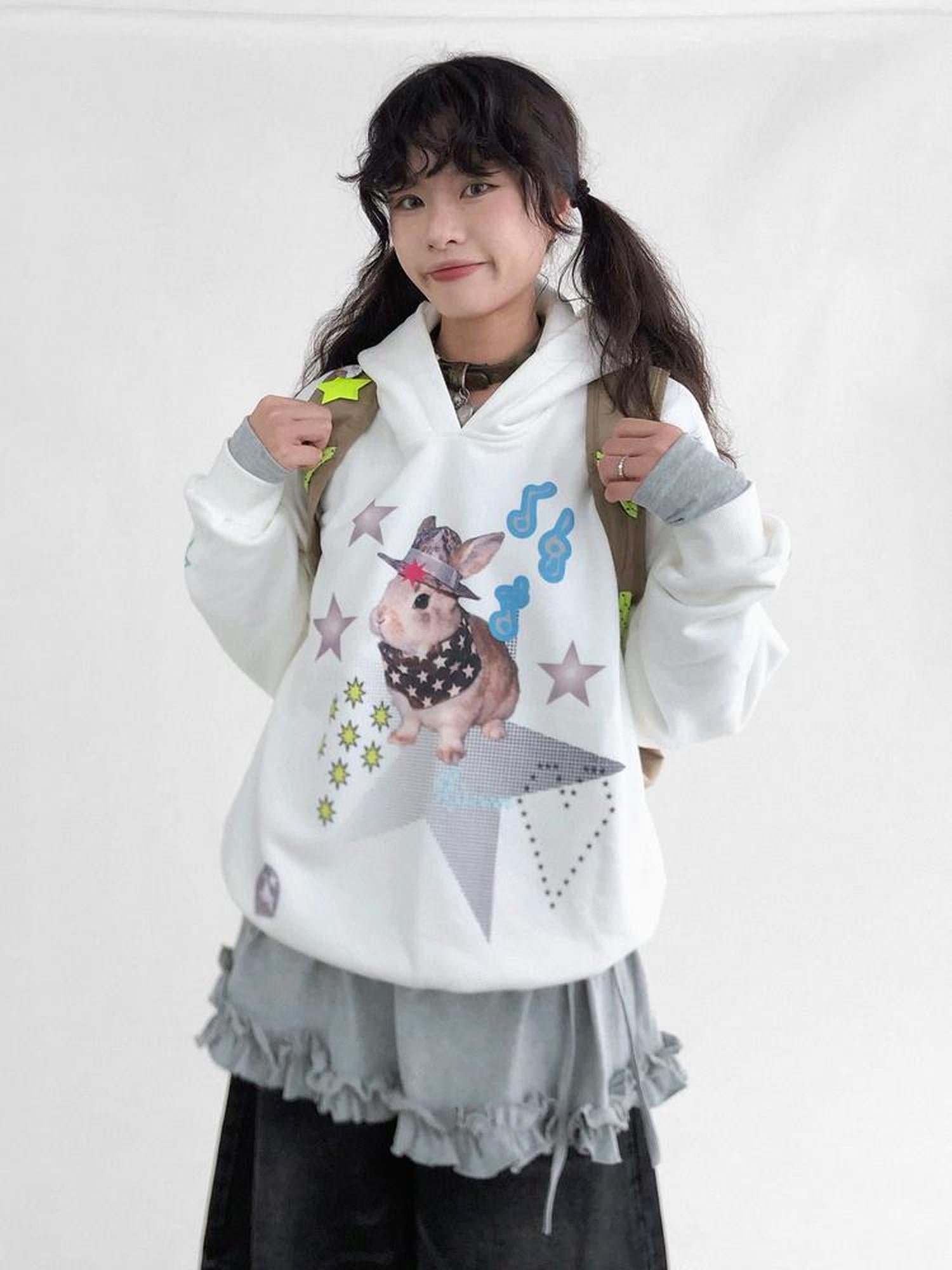 innomoood Vaporwave Bunny Graphic Fleece Hoodie