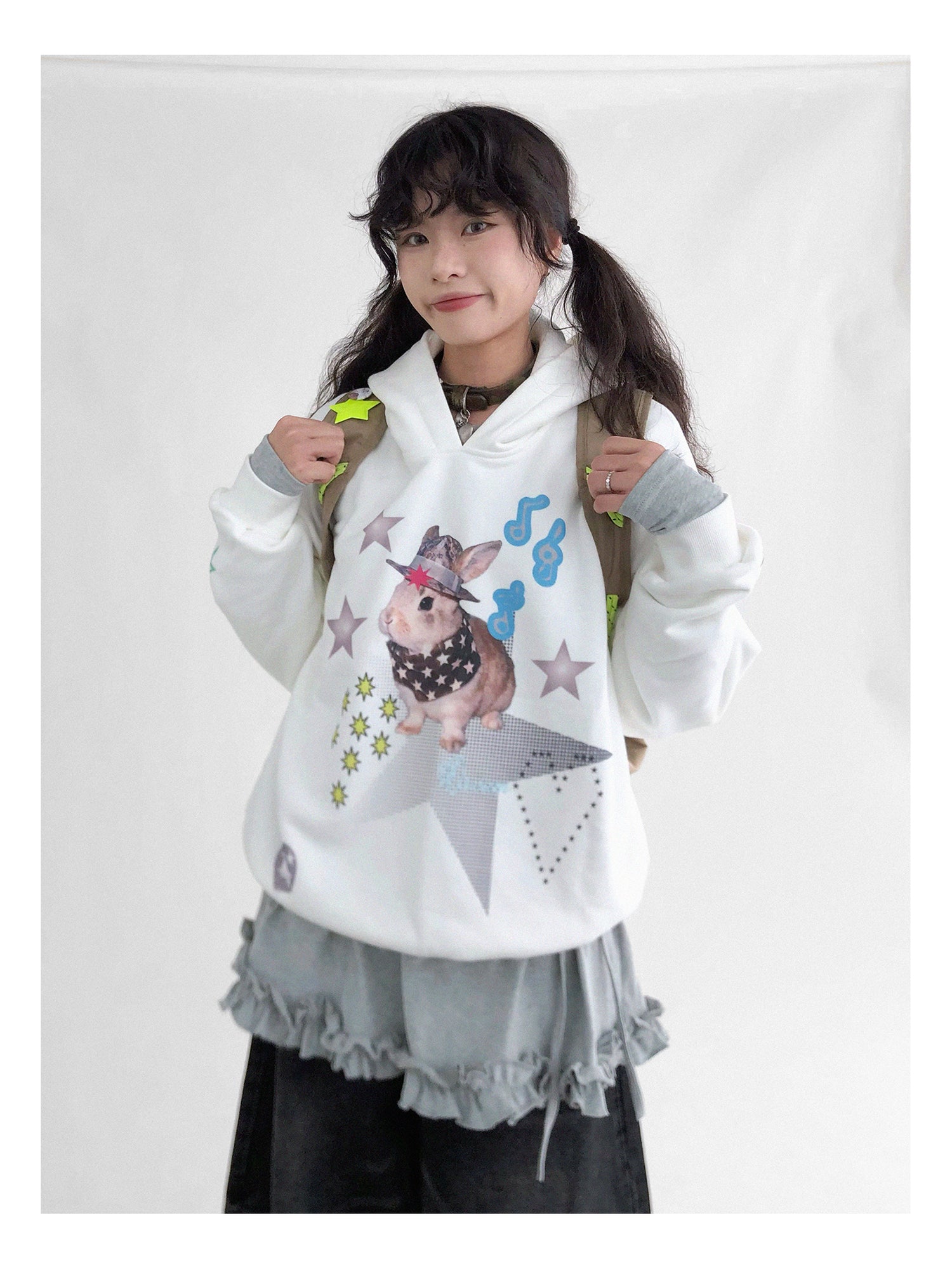 innomoood Vaporwave Bunny Graphic Fleece Hoodie