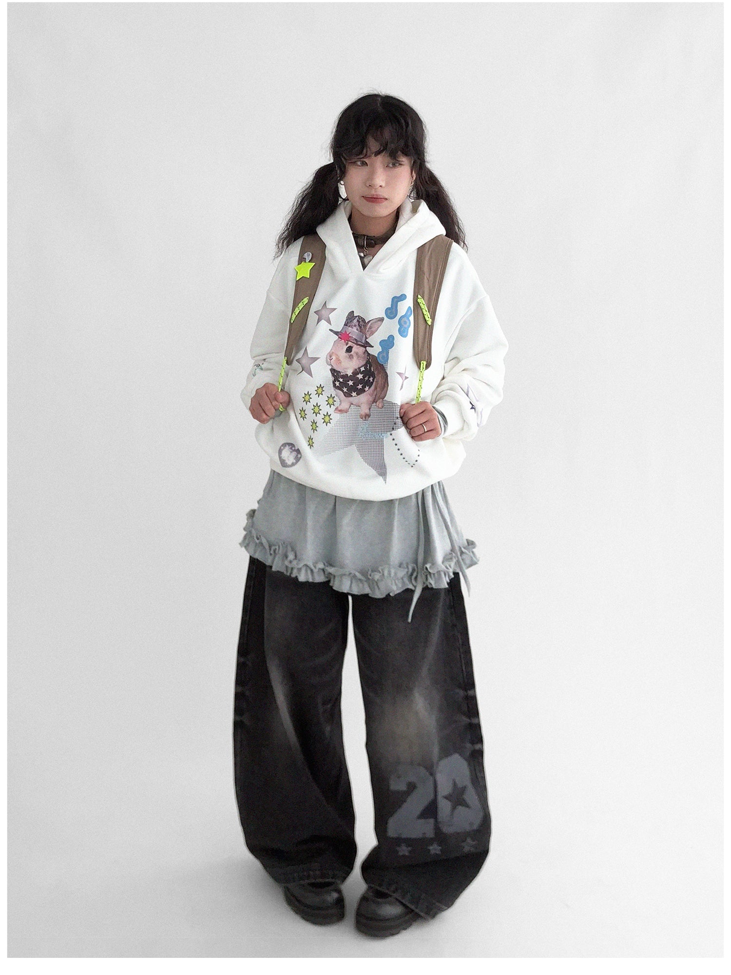 innomoood Vaporwave Bunny Graphic Fleece Hoodie