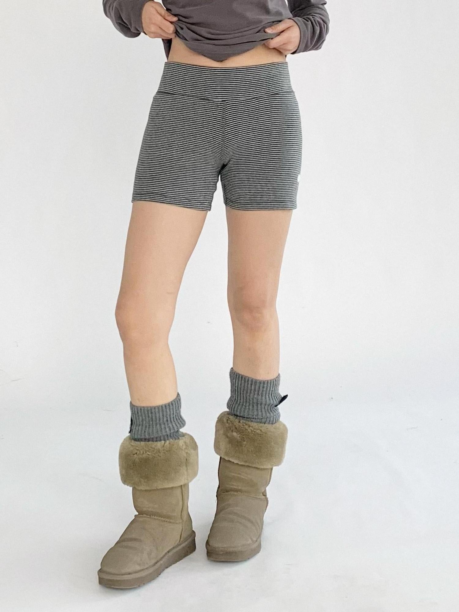 innomoood Vintage American Stretch Yoga Shorts Low Waist