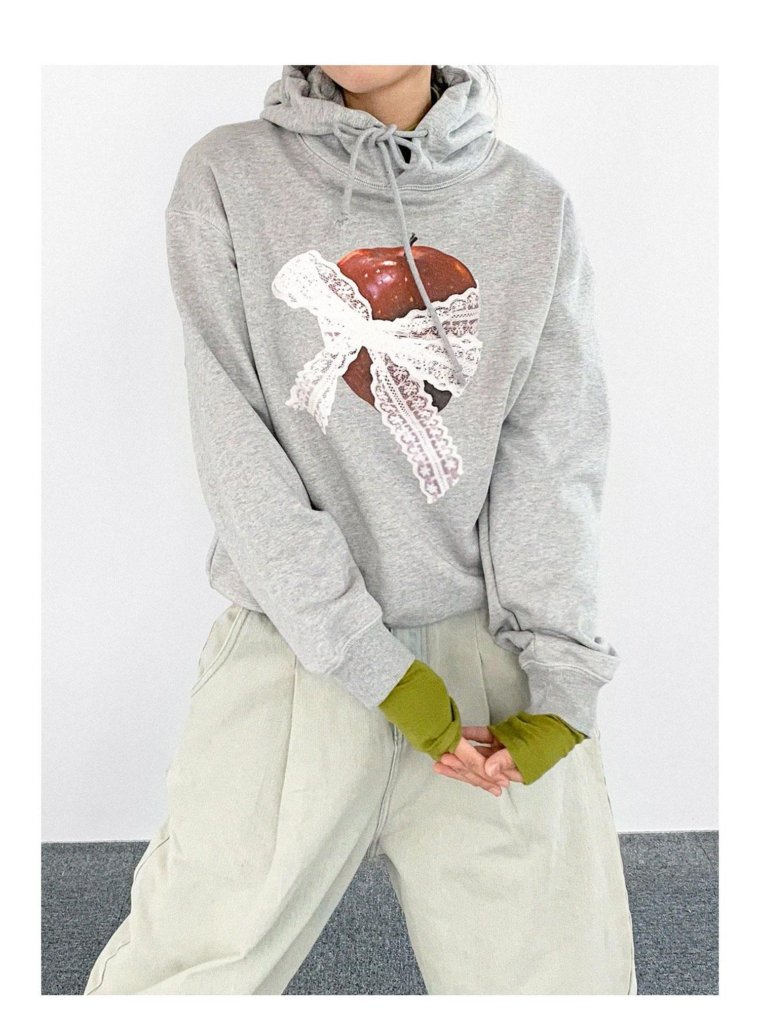 innomoood Vintage Apple Lace Bow Hoodie