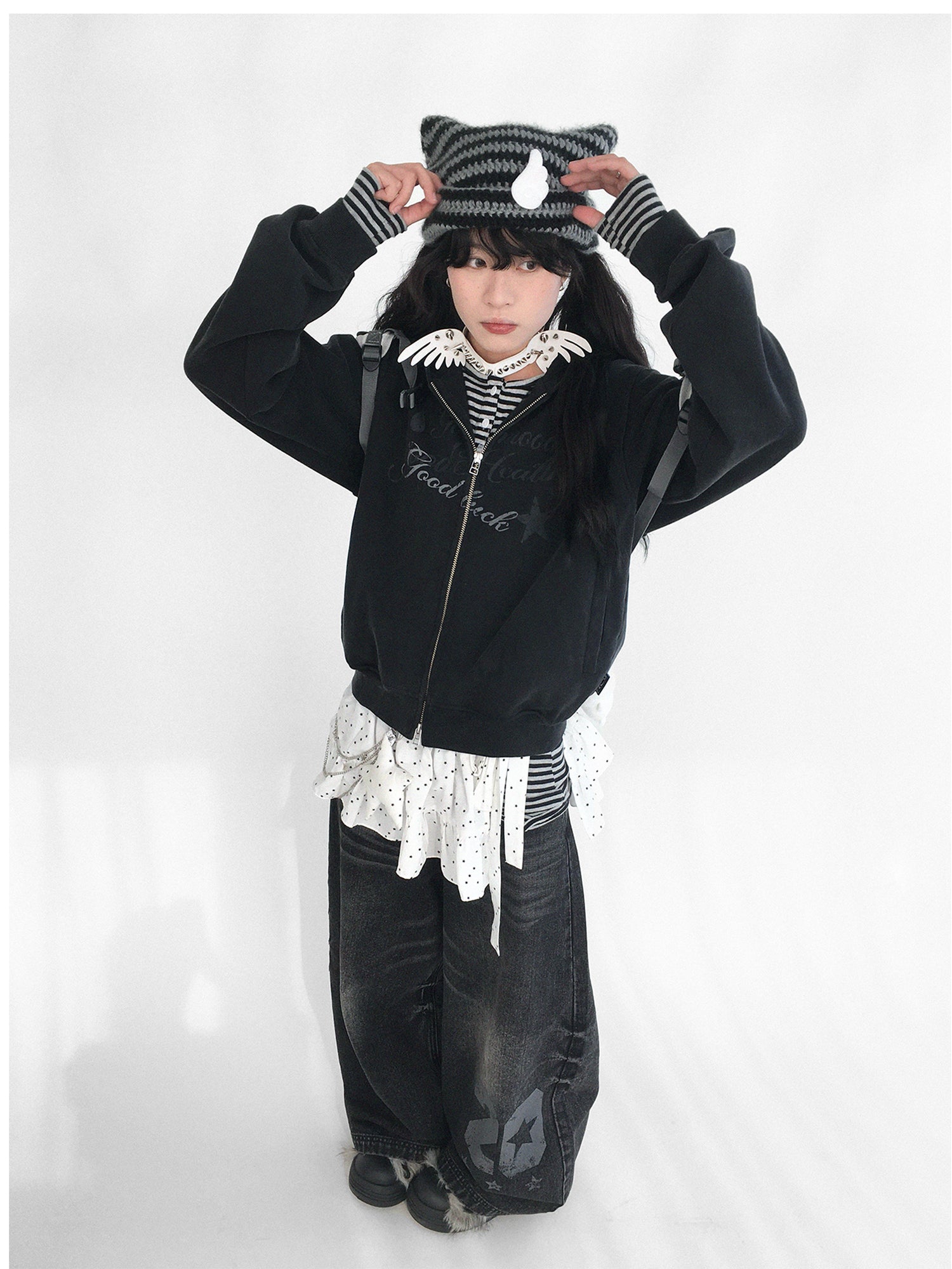 innomoood Vintage Washed Indigo Hooded Sweatshirt