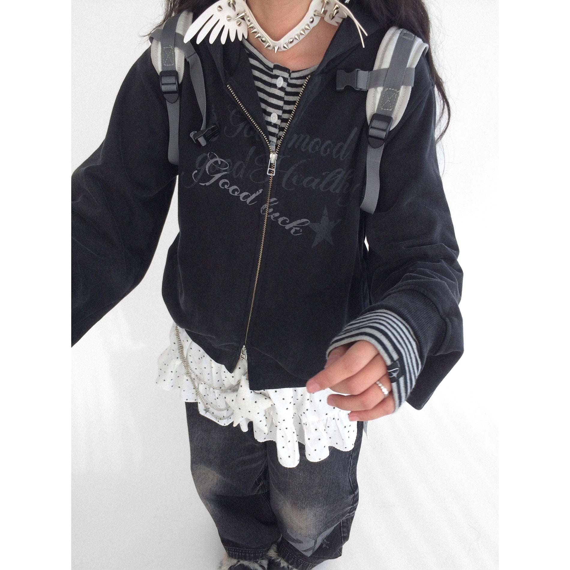 innomoood_Vintage_Washed_Indigo_Hooded_Sweatshirt_MISSTT