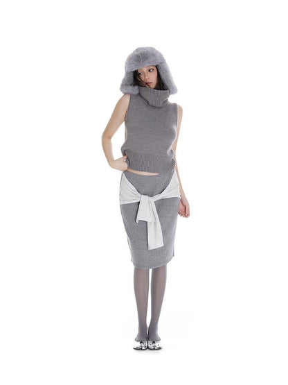 itsdinn Cropped High Neck Knitted Solid Women&