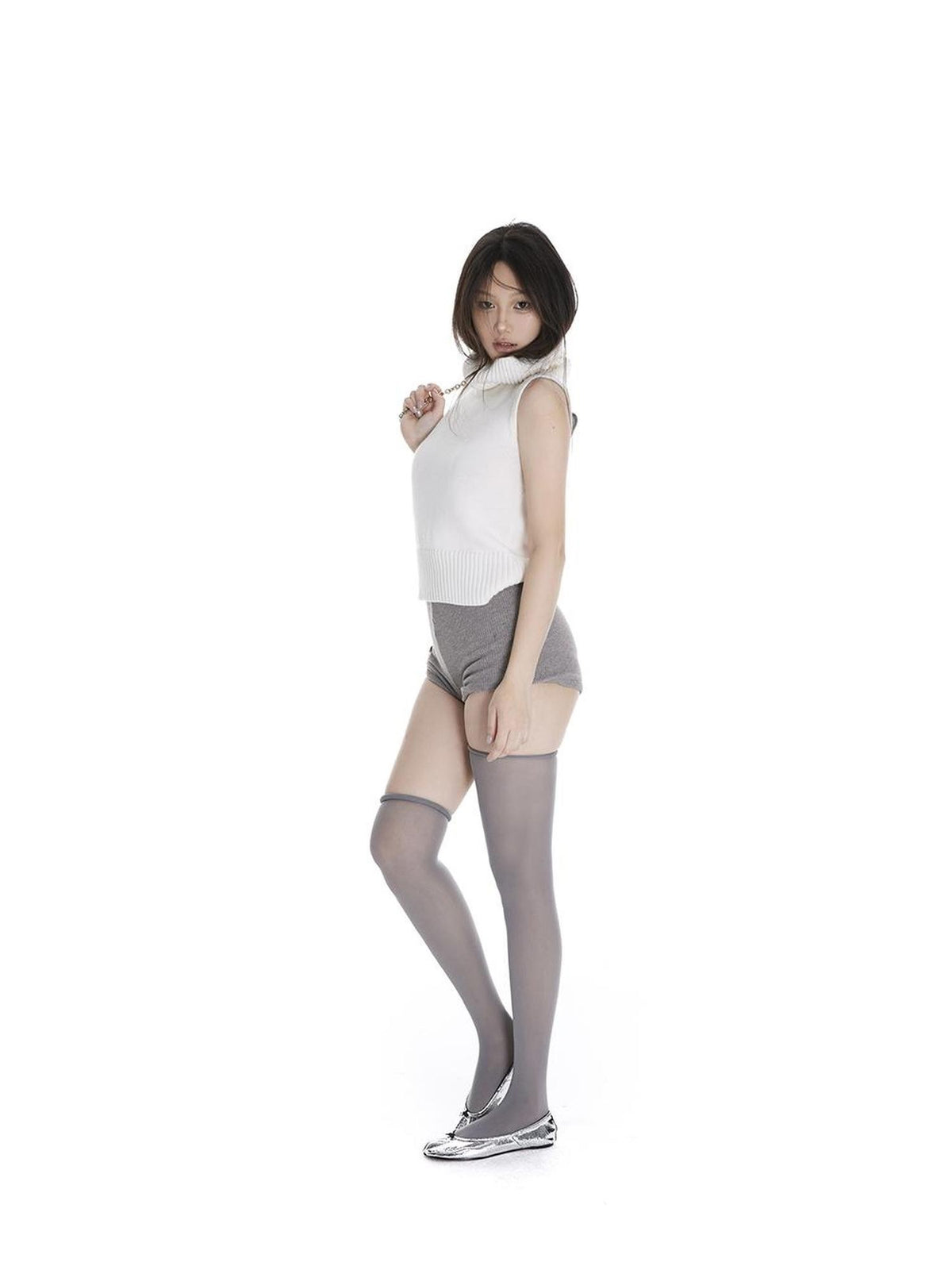 itsdinn Cropped High Neck Knitted Solid Women&