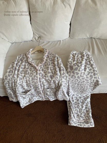 itsdinn Gray Pink Leopard Print Women&
