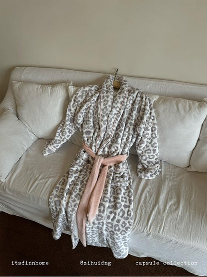 itsdinn Gray Pink Leopard Print Women&