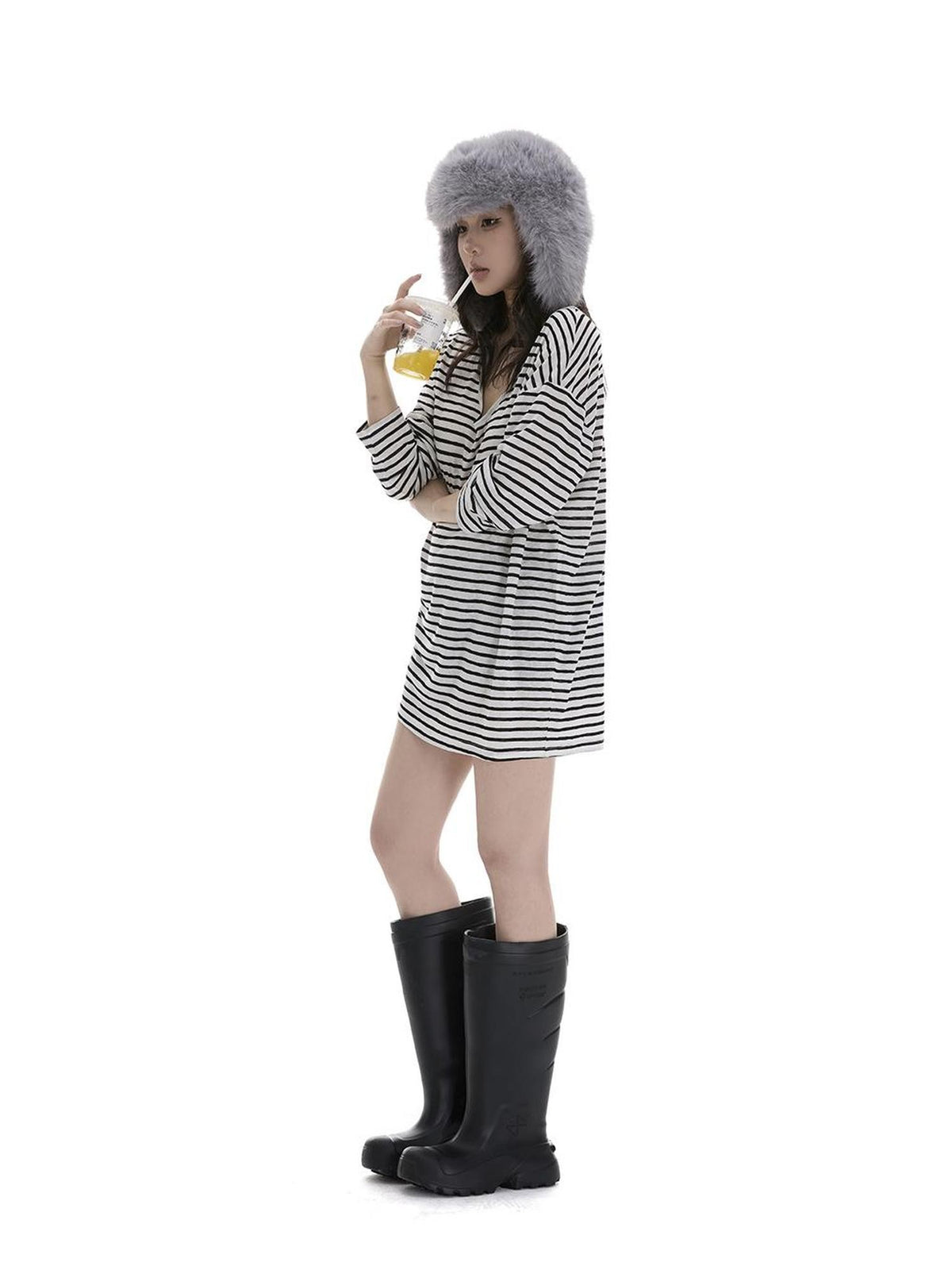 itsdinn Relaxed Striped Large U Neck Women&