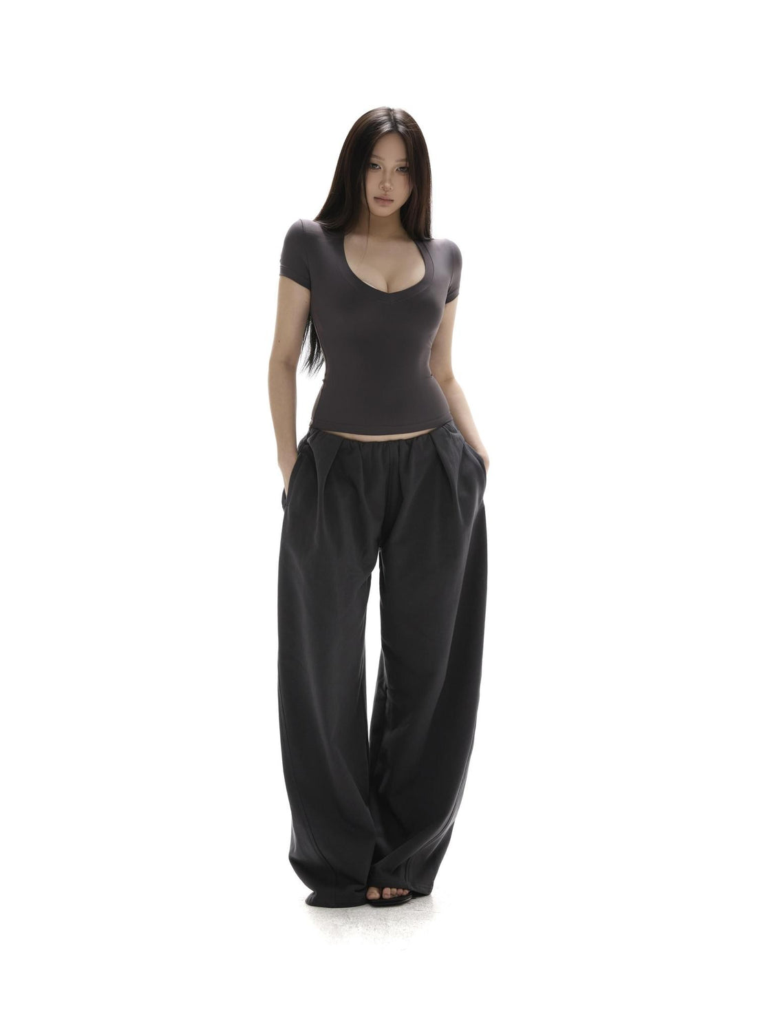 itsdinn Shaping Sweetheart V-neck Low Cut Slim Fit Short Women&