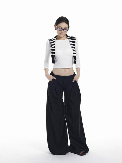 itsdinn Tri Color Crewneck Pocket Slim Fit Women&