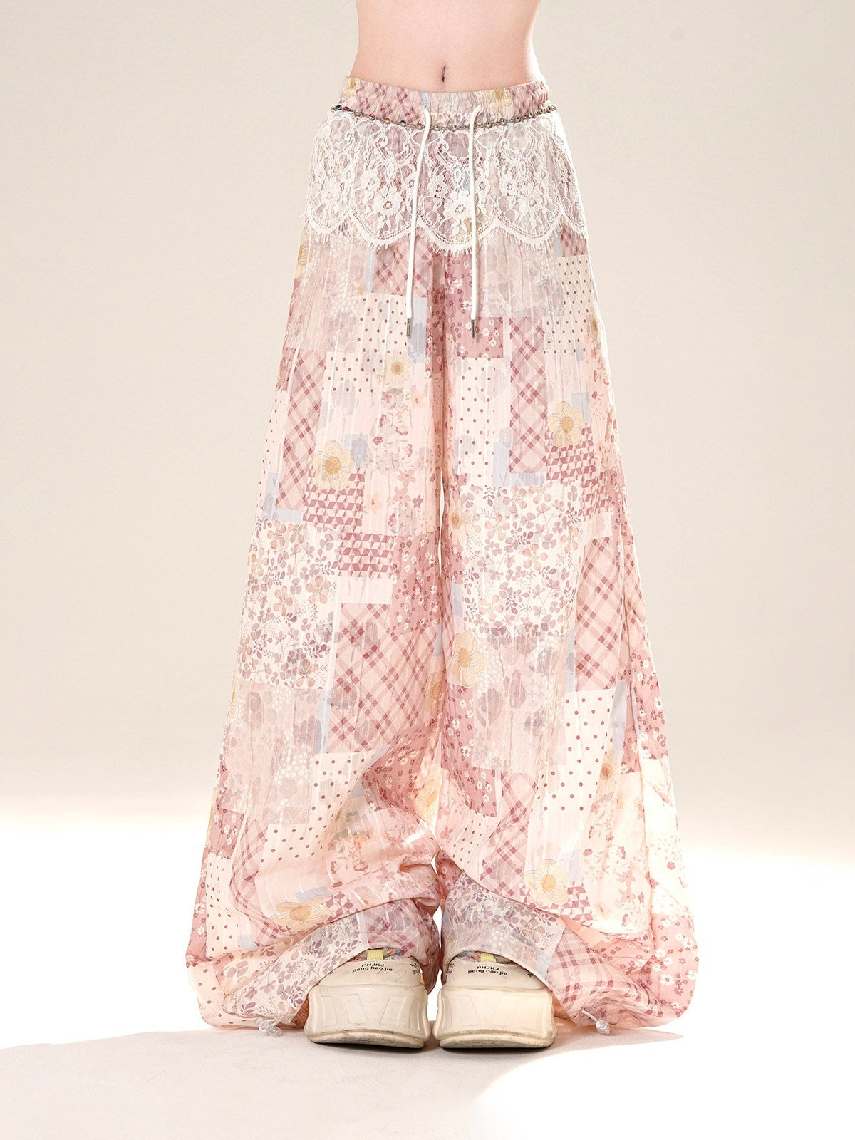 kelly_kitty_Floral_Scroll_Print_Relaxed_Loose_Slimming_Women&