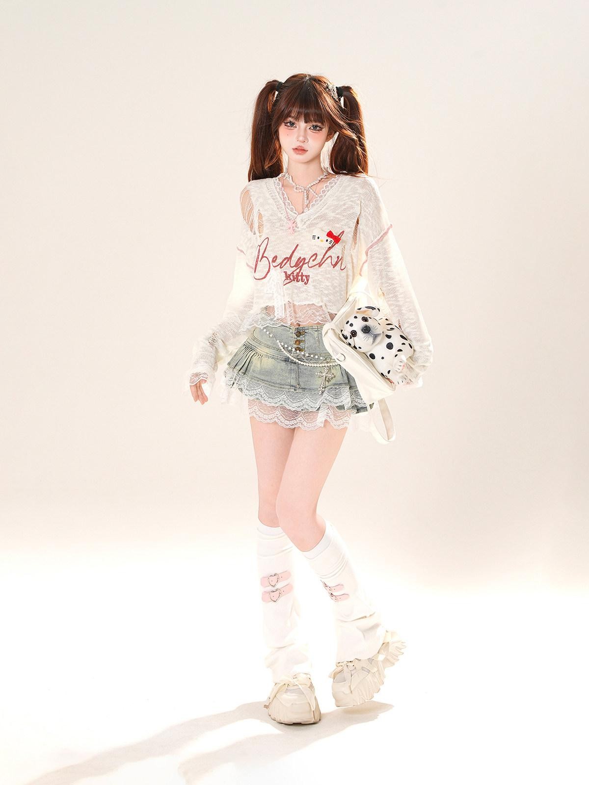 kelly kitty Shibuya Sweet V-neck Lace Semi Sheer Women&