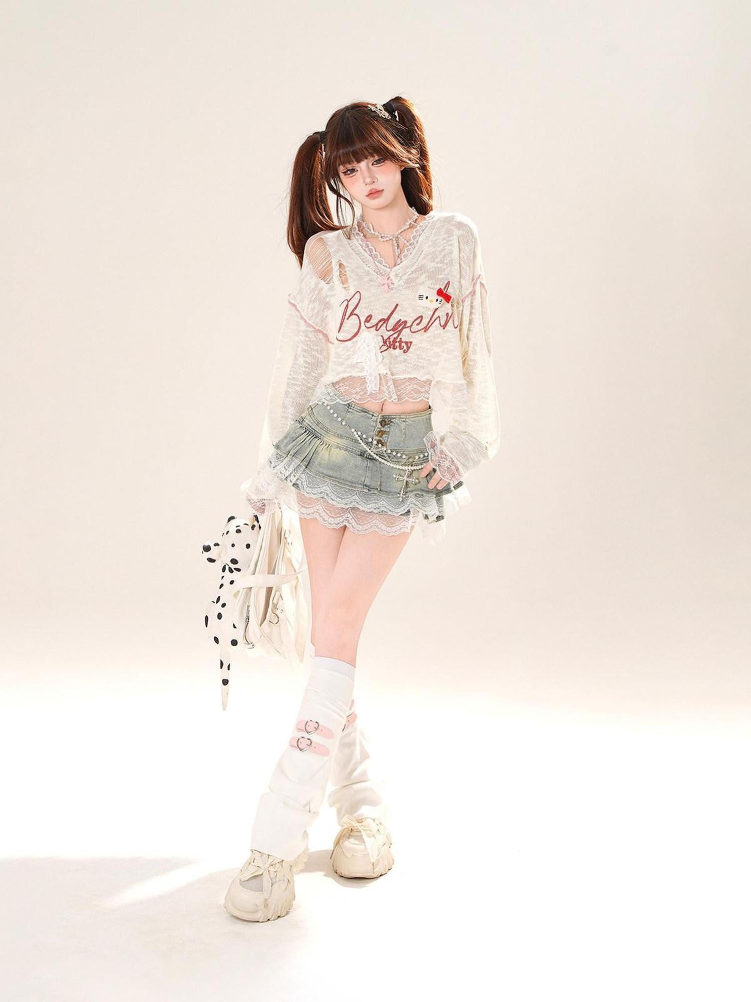 kelly kitty Shibuya Sweet V-neck Lace Semi Sheer Women&