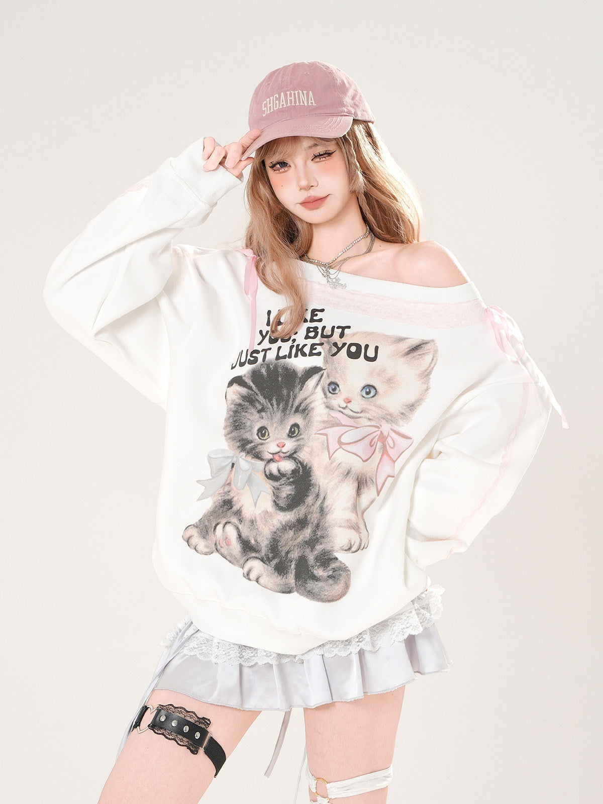 kelly_kitty_White_Lace_Kitten_Asymmetrical_Shoulder_Loose_Slimming_Women&
