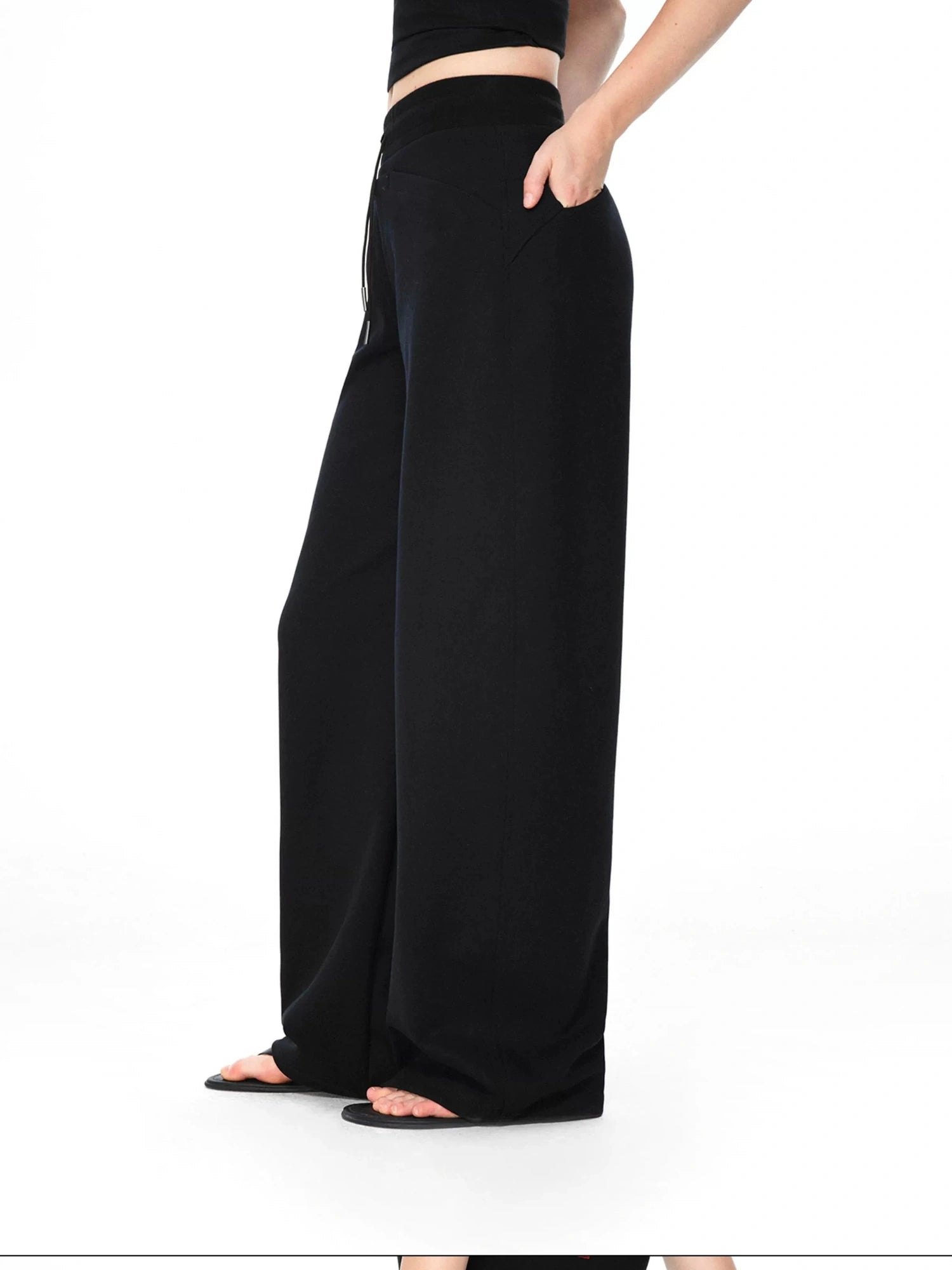 kvkv Arc Structure Wide Leg Sweatpants