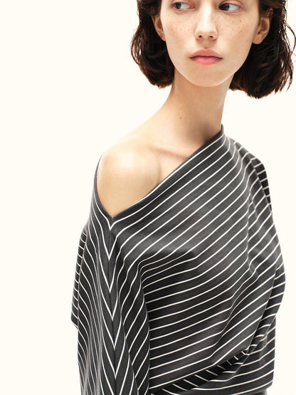 kvkv Asymmetric Black And White Striped Crop Top