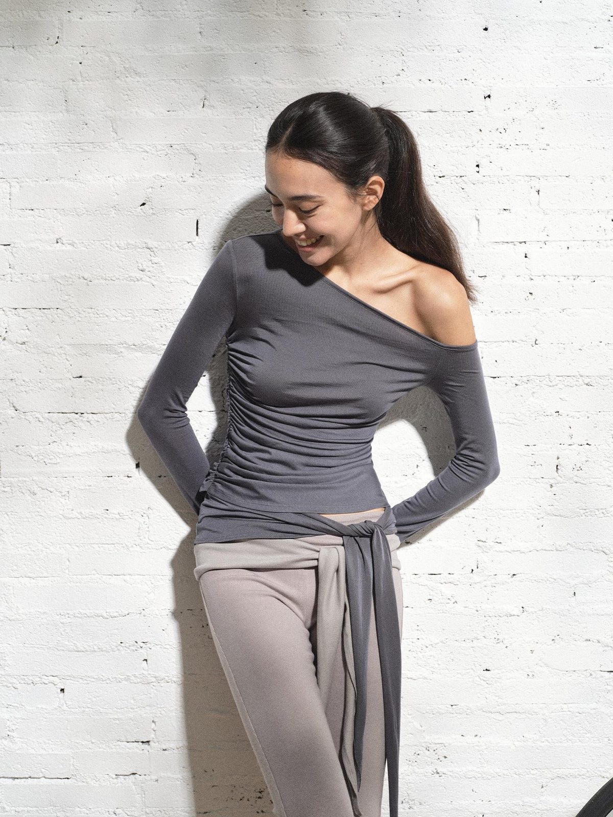 kvkv Asymmetric One Shoulder Ruched Ribbon Spliced Lyocell Women&