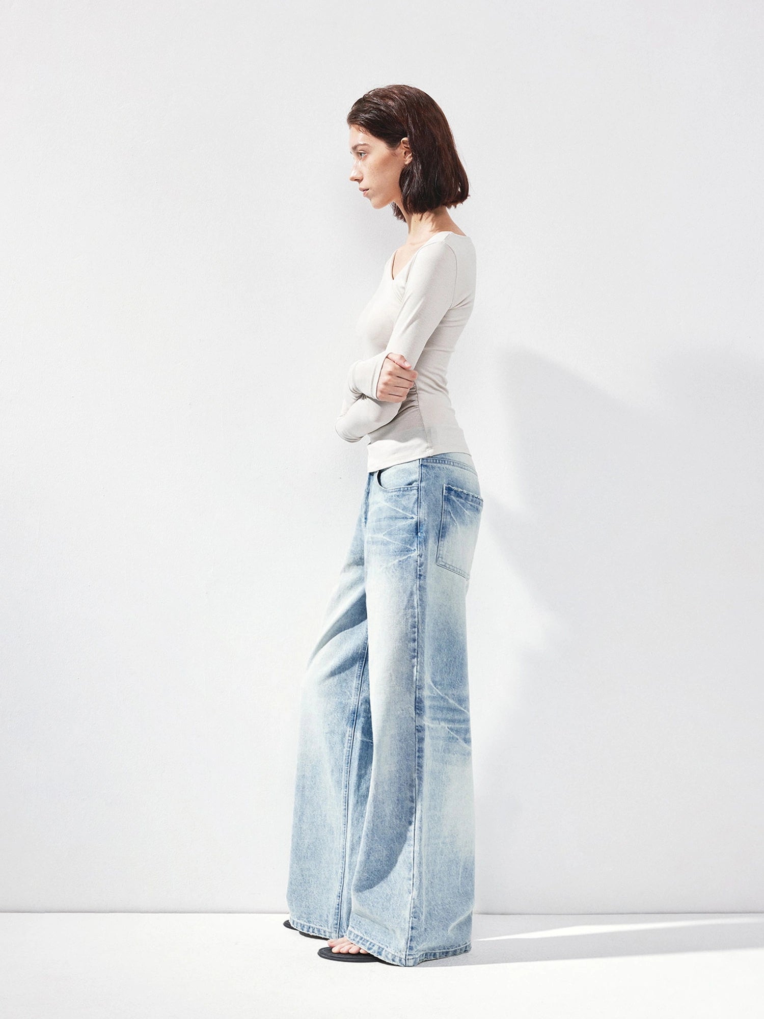 kvkv Asymmetric Slash Neck Fitted Long Sleeve Top