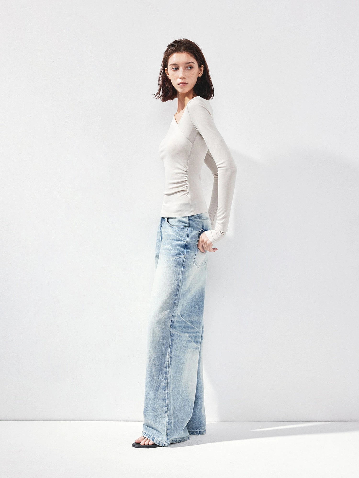 kvkv Asymmetric Slash Neck Fitted Long Sleeve Top