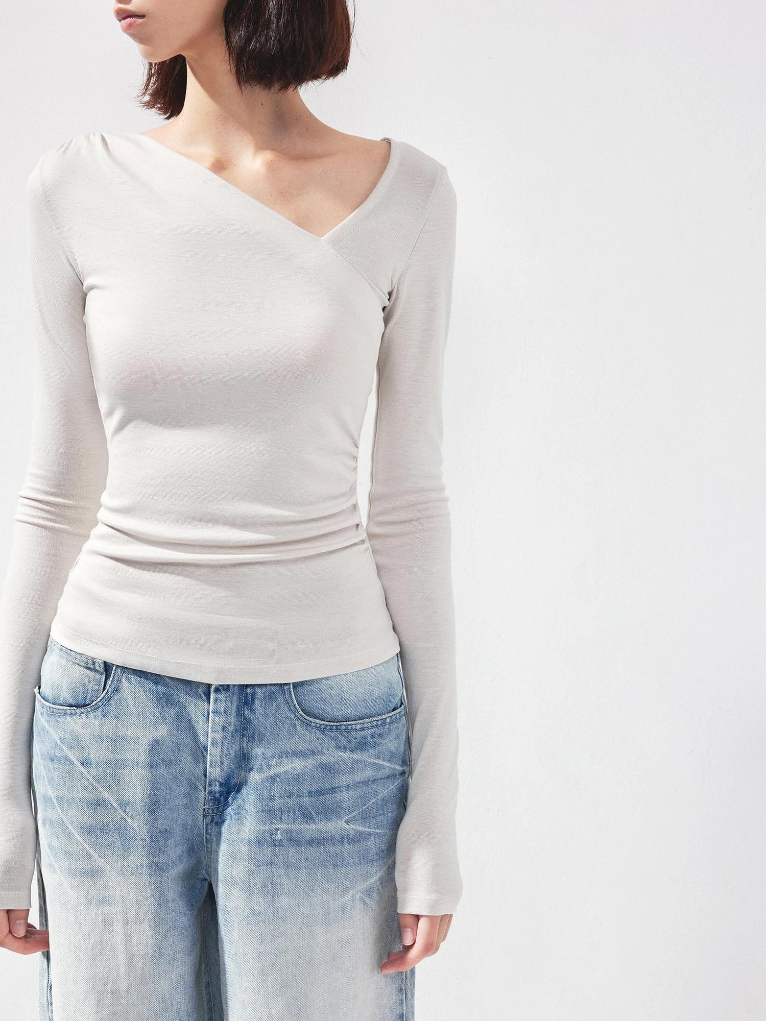 kvkv Asymmetric Slash Neck Fitted Long Sleeve Top
