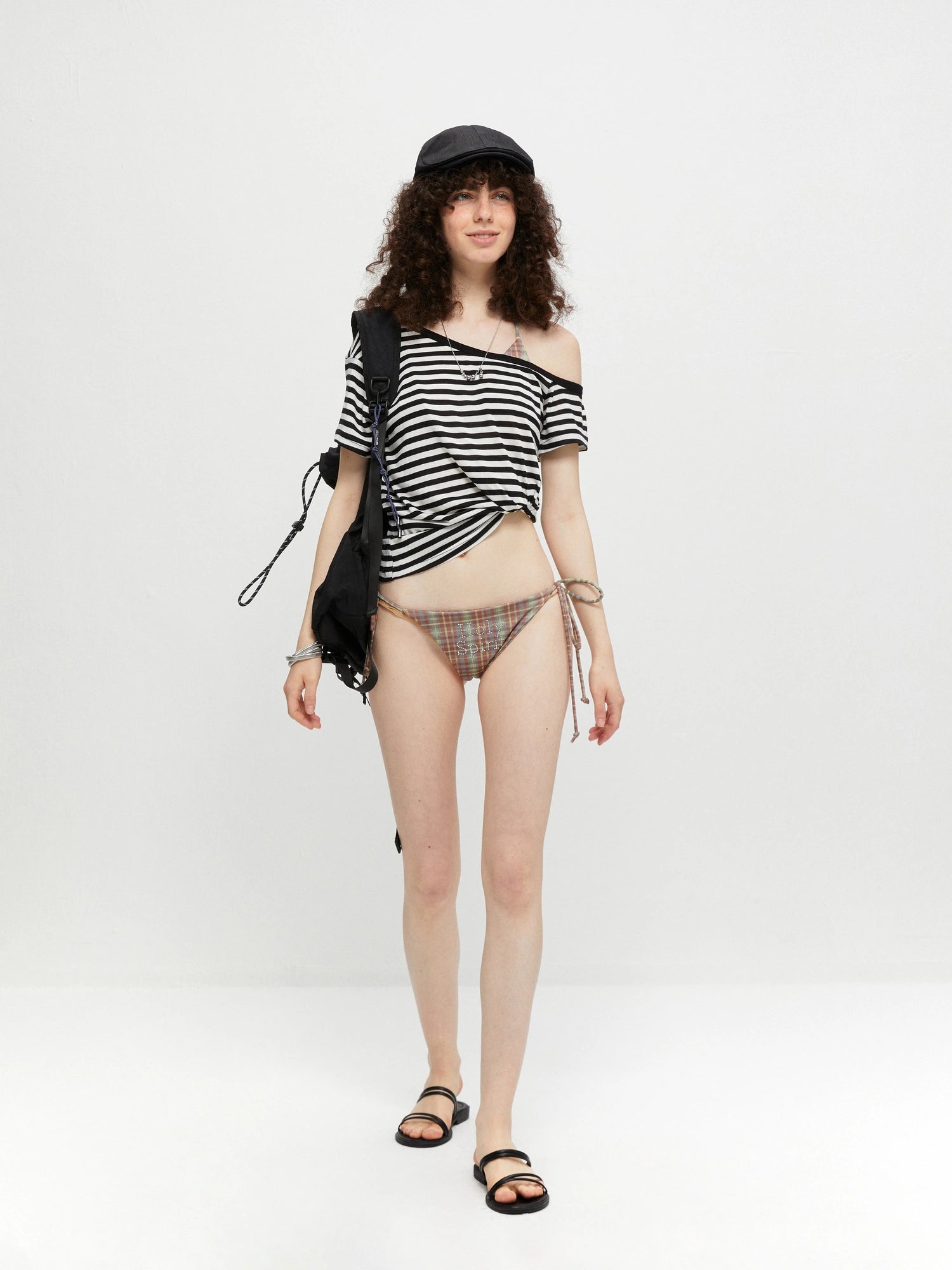 kvkv Asymmetric Stripe Knit V-neck T-shirt Long Sleeve