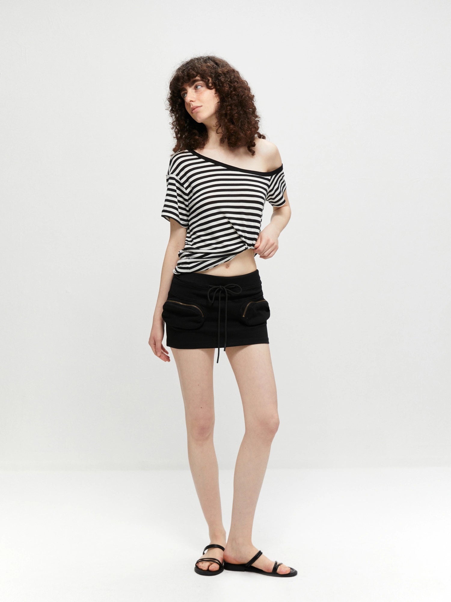 kvkv Asymmetric Stripe Knit V-neck T-shirt Long Sleeve