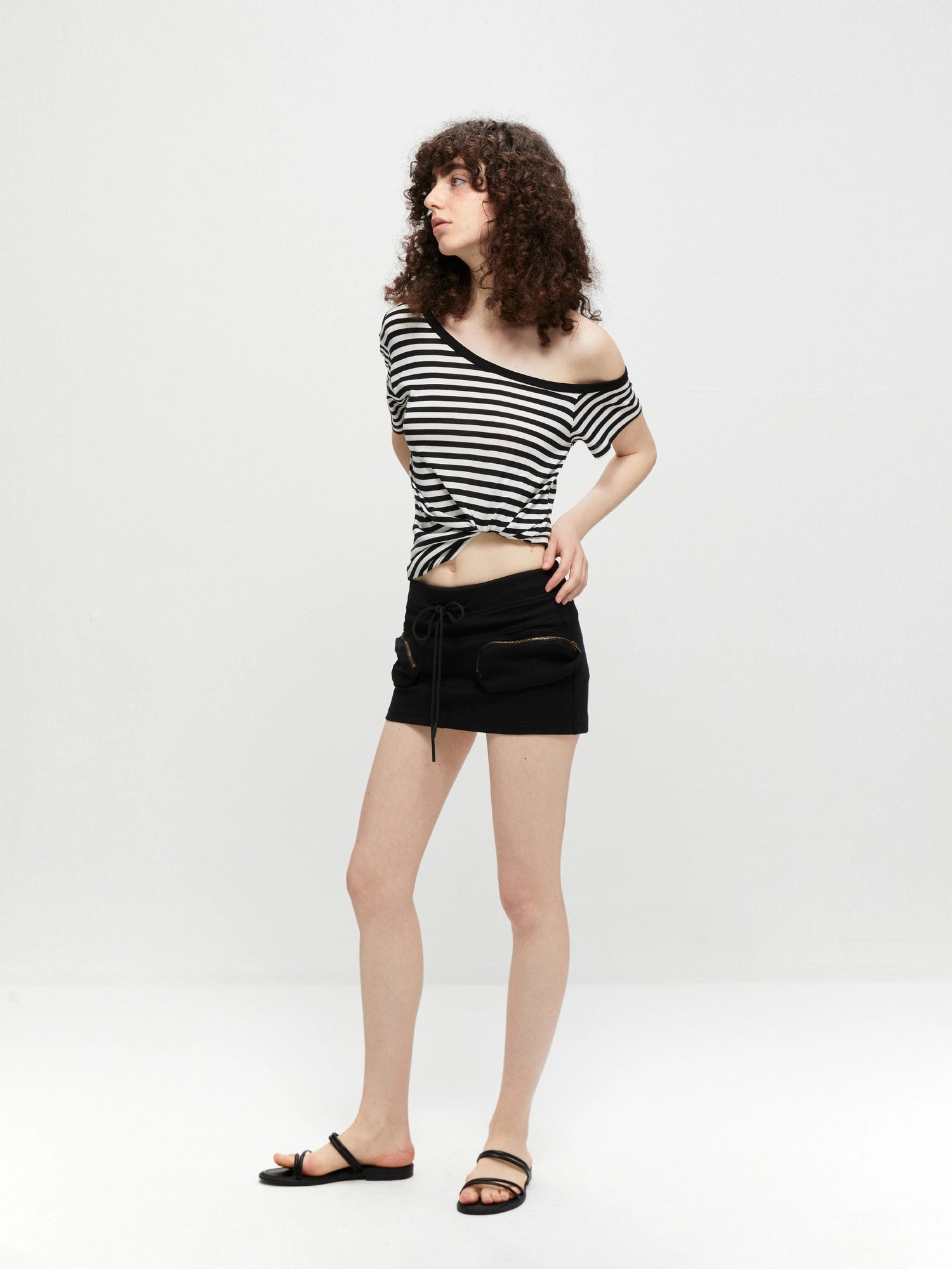 kvkv Asymmetric Stripe Knit V-neck T-shirt Long Sleeve