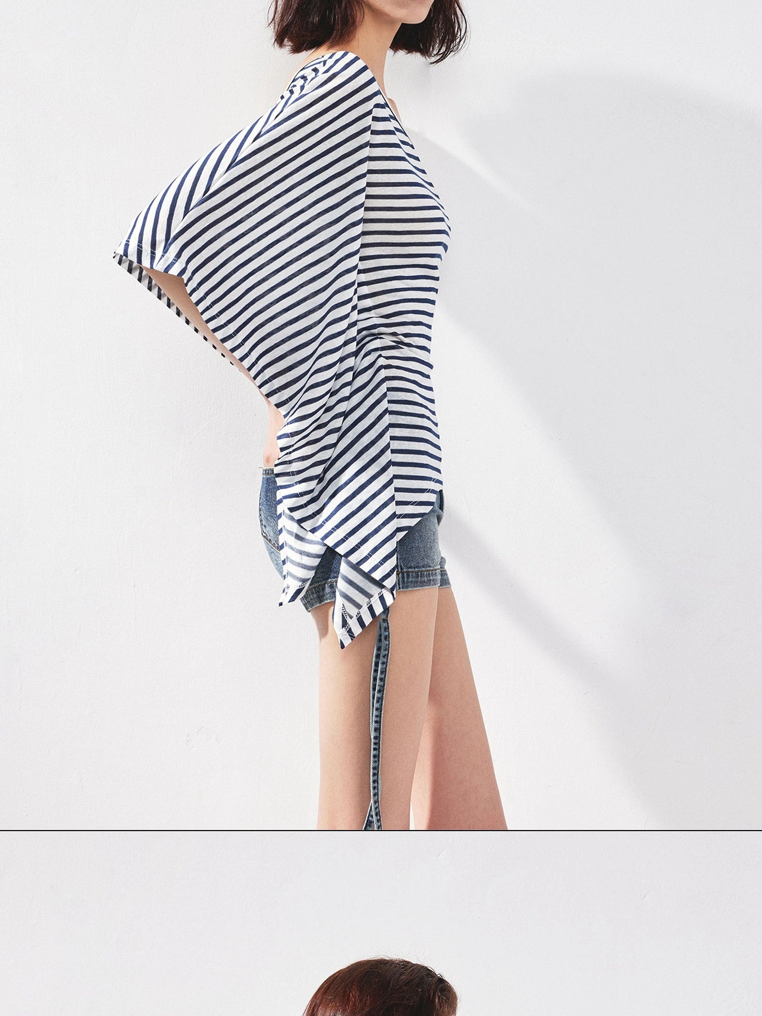 kvkv Asymmetric Stripe Sleeveless Top