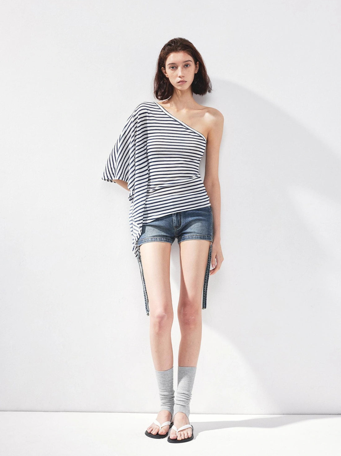 kvkv Asymmetric Stripe Sleeveless Top