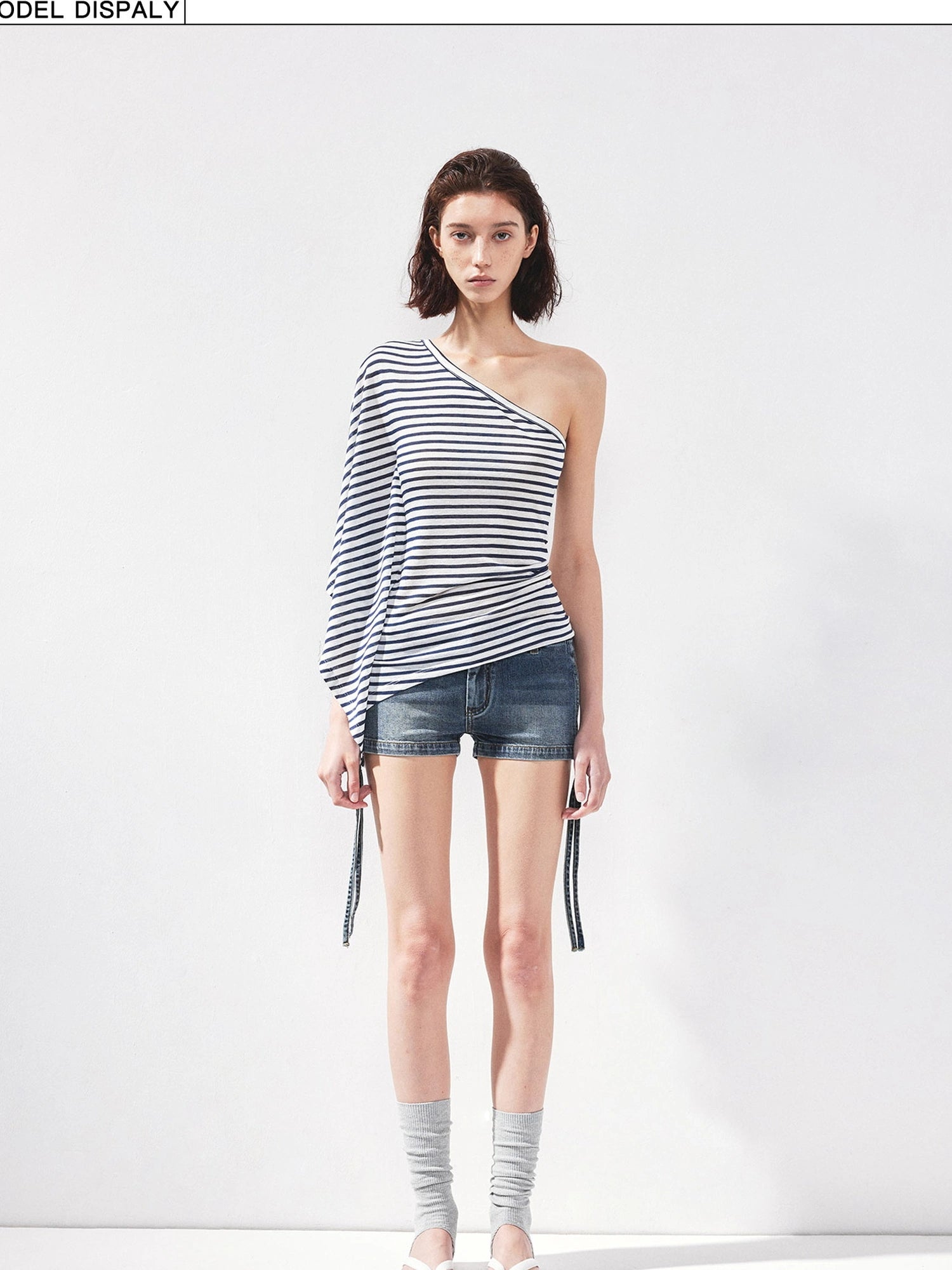 kvkv Asymmetric Stripe Sleeveless Top