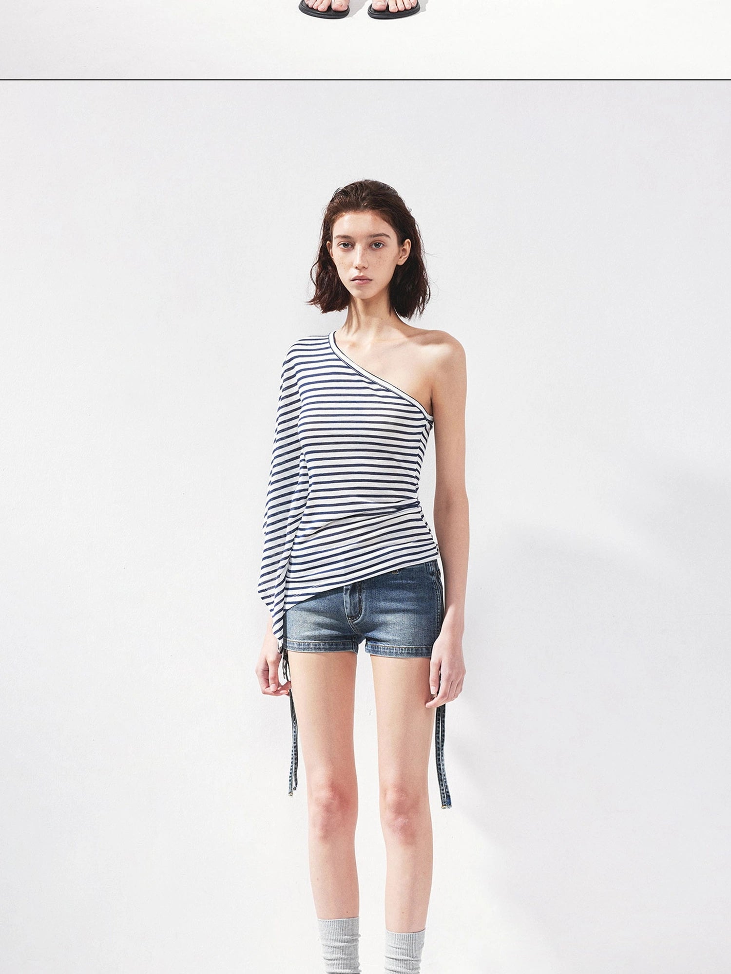 kvkv Asymmetric Stripe Sleeveless Top