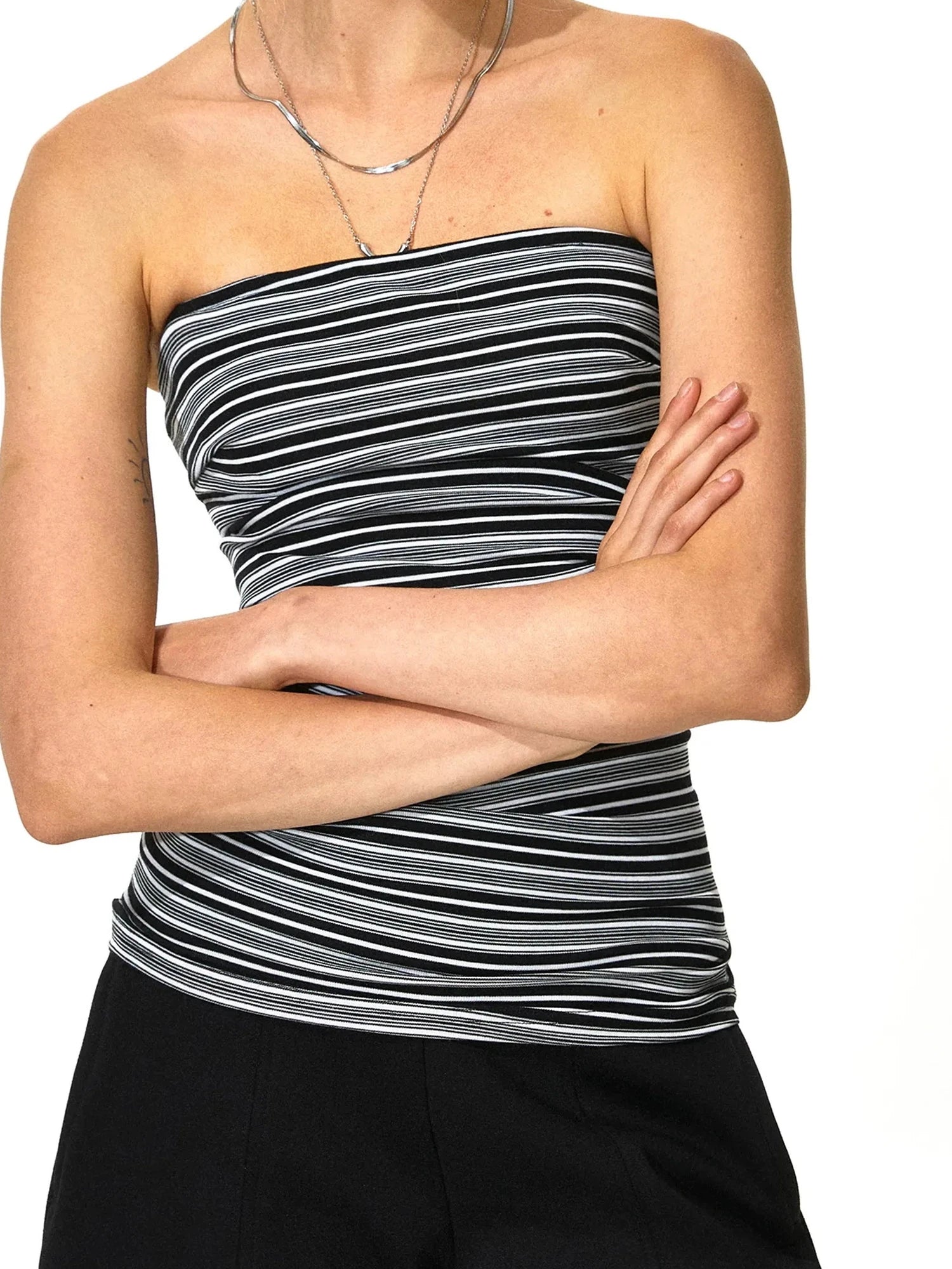 kvkv Black And White Irregular Stripe Tube Top