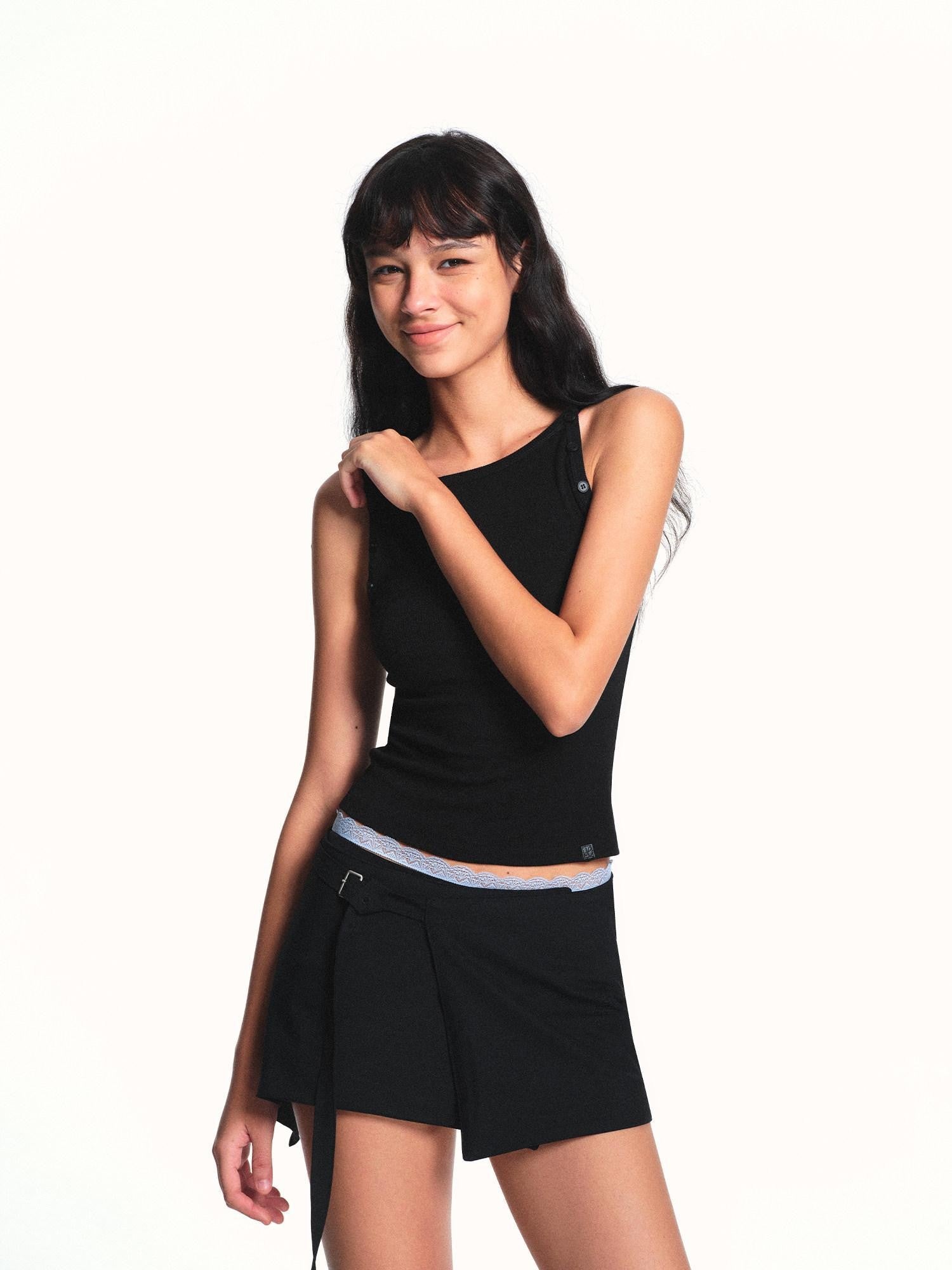 kvkv Black Detachable Button Ribbed Crop Slim Fit Women&