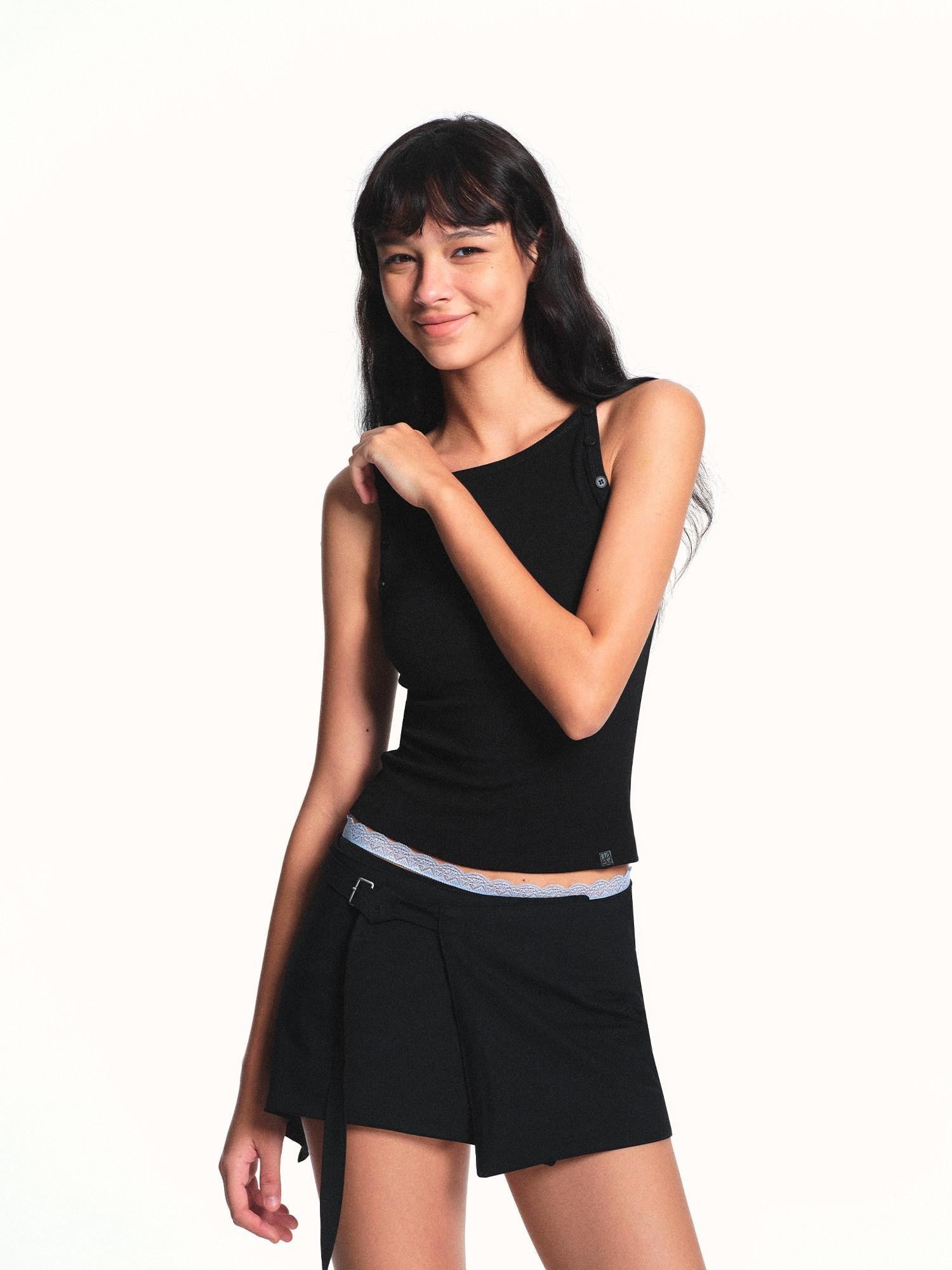 kvkv Black Detachable Button Ribbed Crop Slim Fit Women&