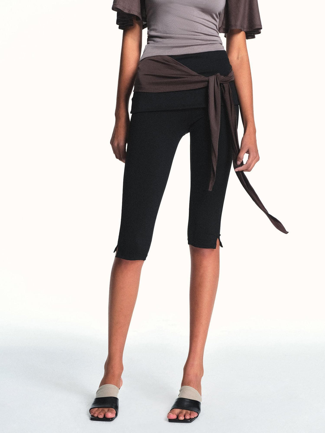 kvkv Black Side Slit Foldover Waist Fitted Capri Women&