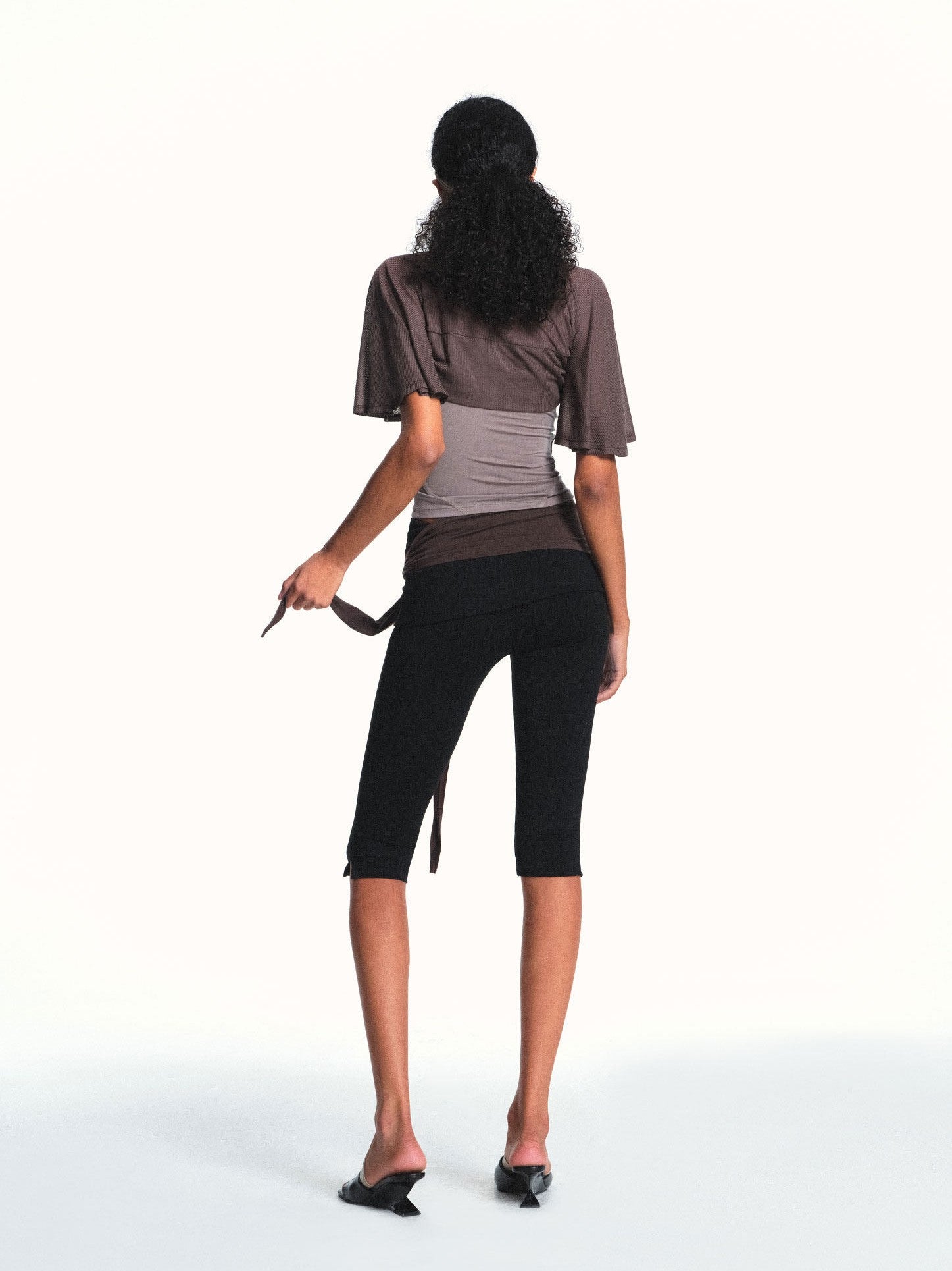 kvkv Black Side Slit Foldover Waist Fitted Capri Women&