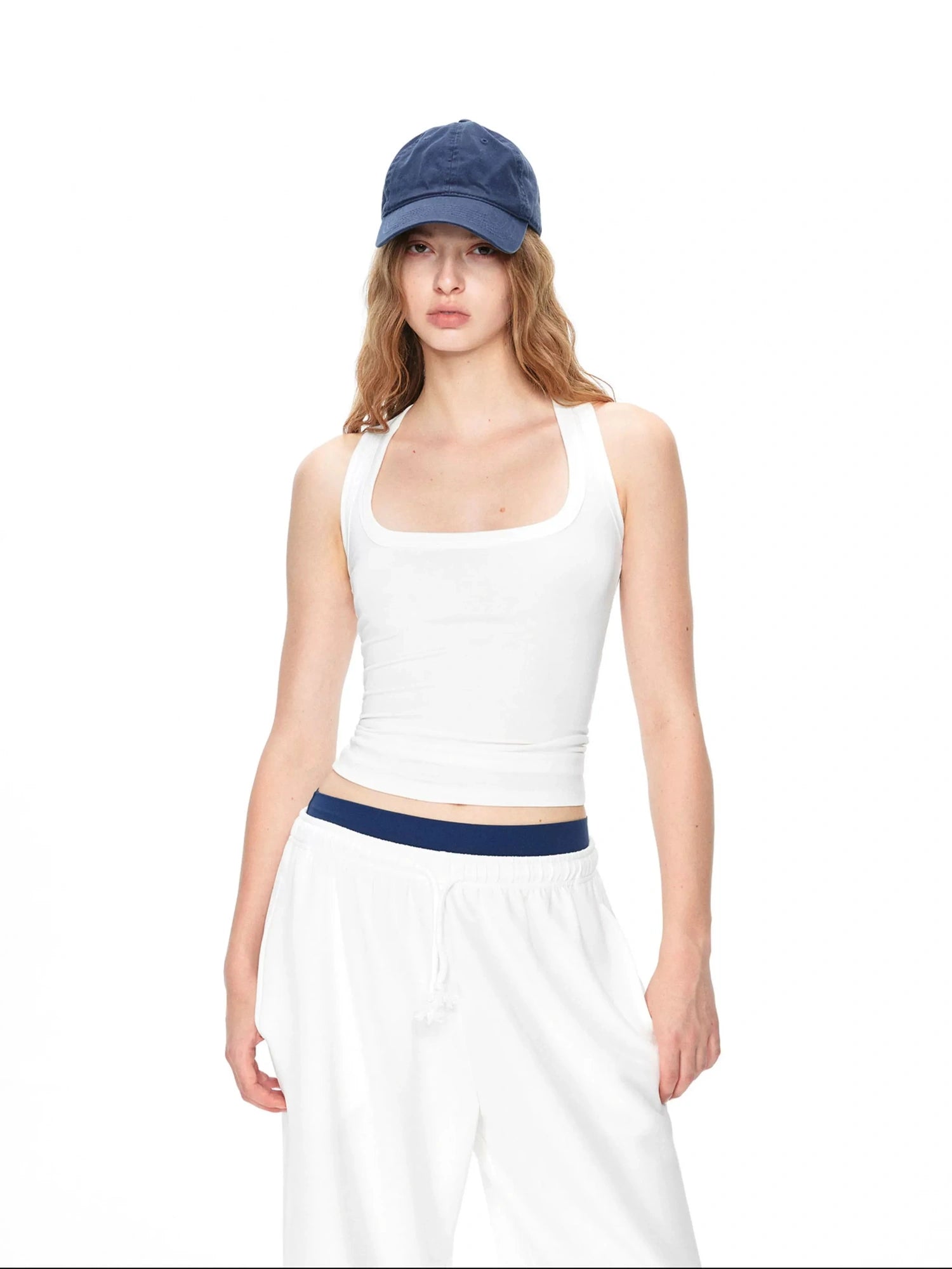kvkv Classic Scoop Neck Contoured Yoga Tank