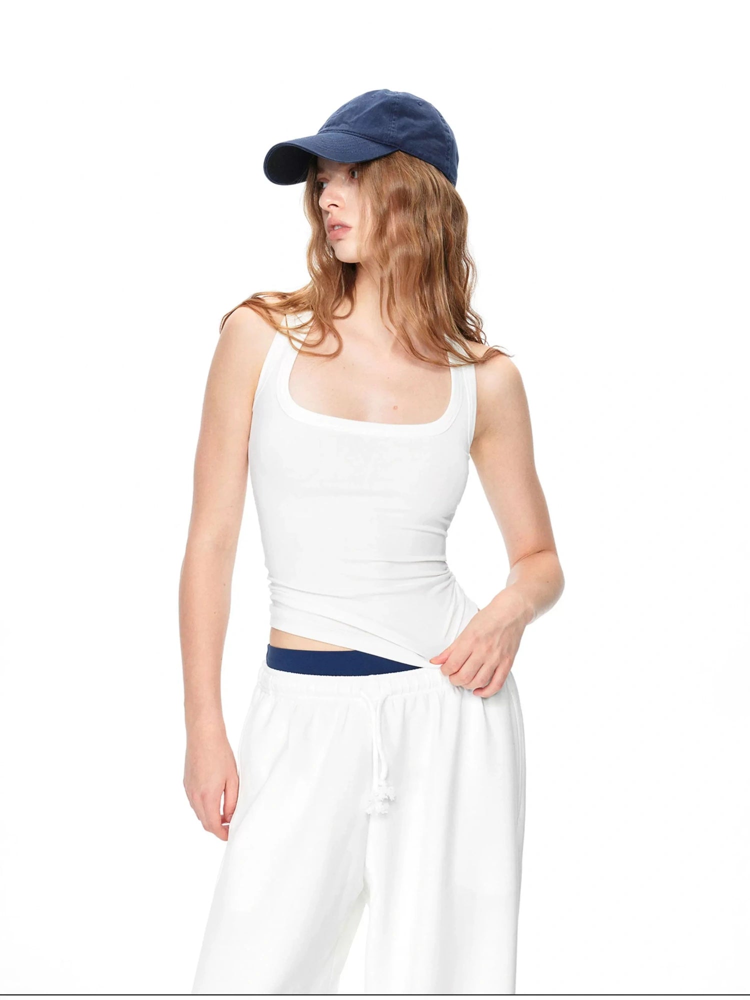 kvkv Classic Scoop Neck Contoured Yoga Tank