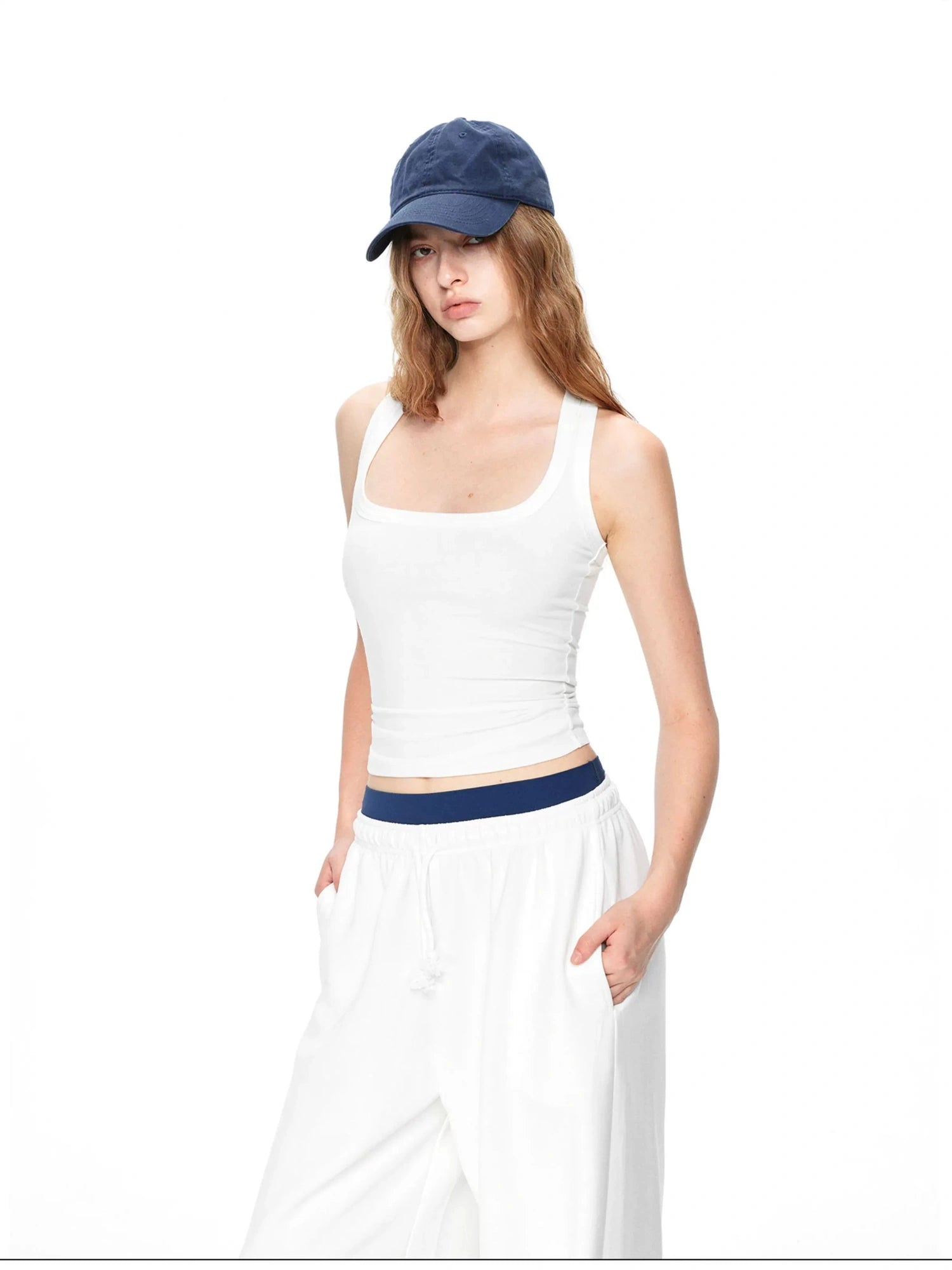 kvkv Classic Scoop Neck Contoured Yoga Tank
