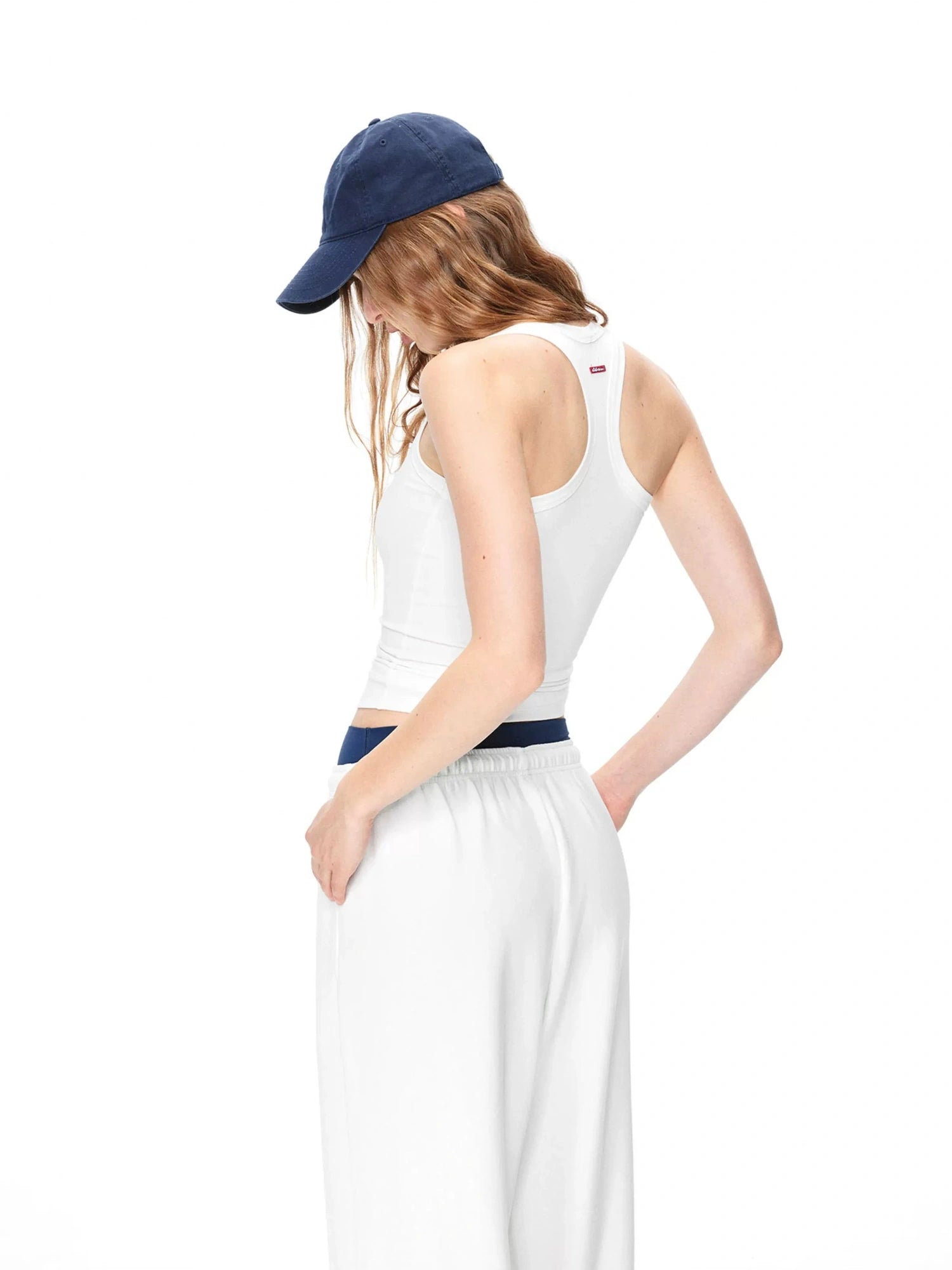kvkv Classic Scoop Neck Contoured Yoga Tank