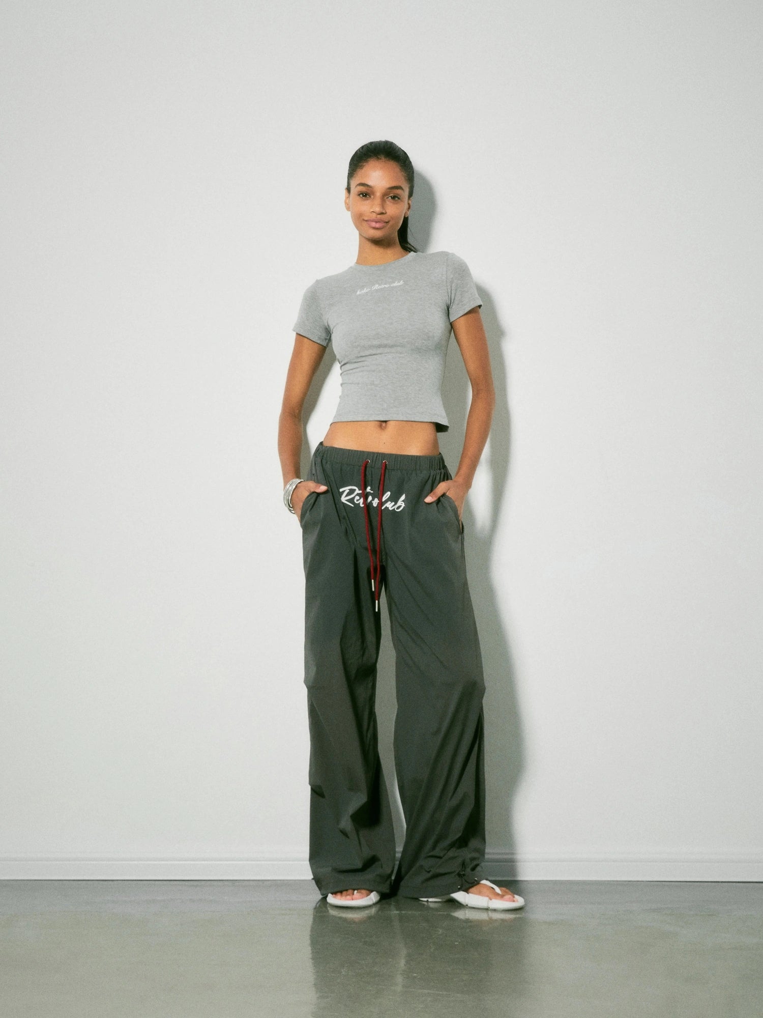 kvkv Classic Slim Fit Crew Neck Tee