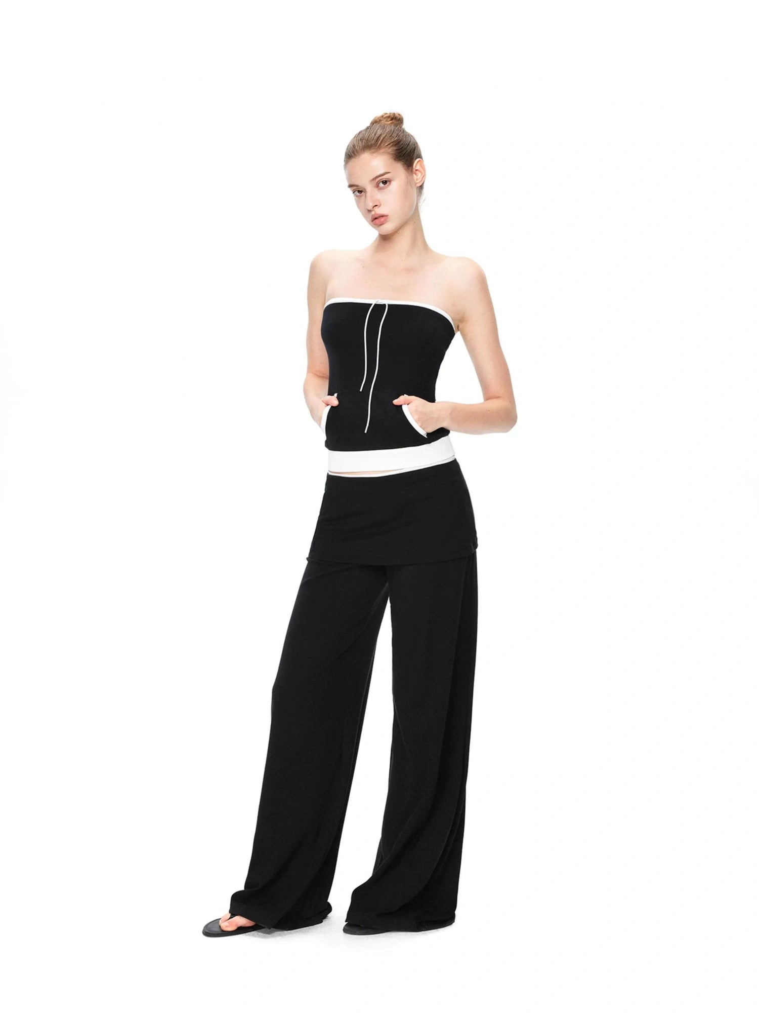 kvkv Contrast Pocket Kangaroo Crop Top